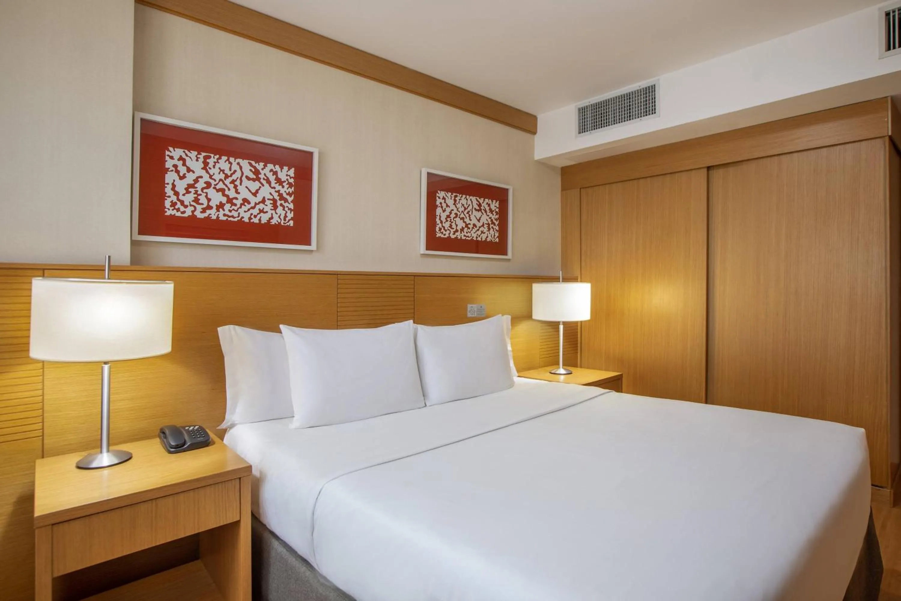 Property building, Bed in Hotel Brasil 21 Convention Affiliated by Meliá