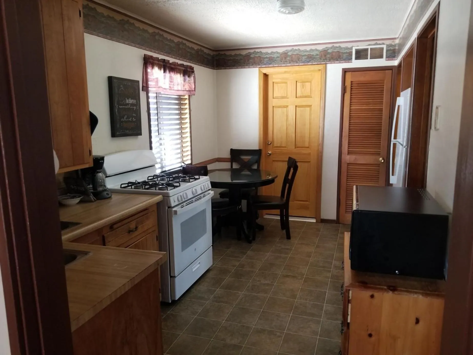 Kitchen or kitchenette in Timberline Lodge