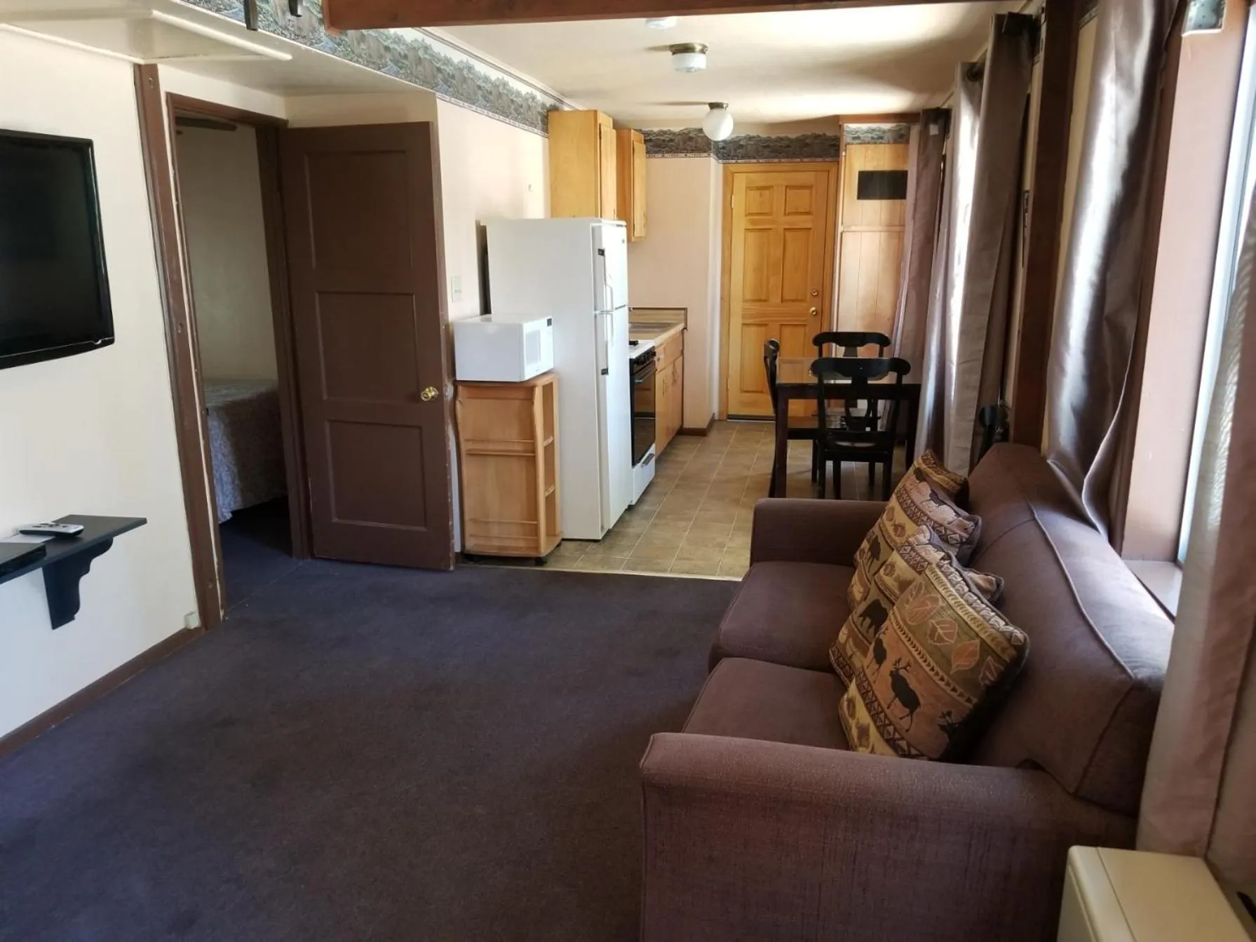 TV and multimedia in Timberline Lodge