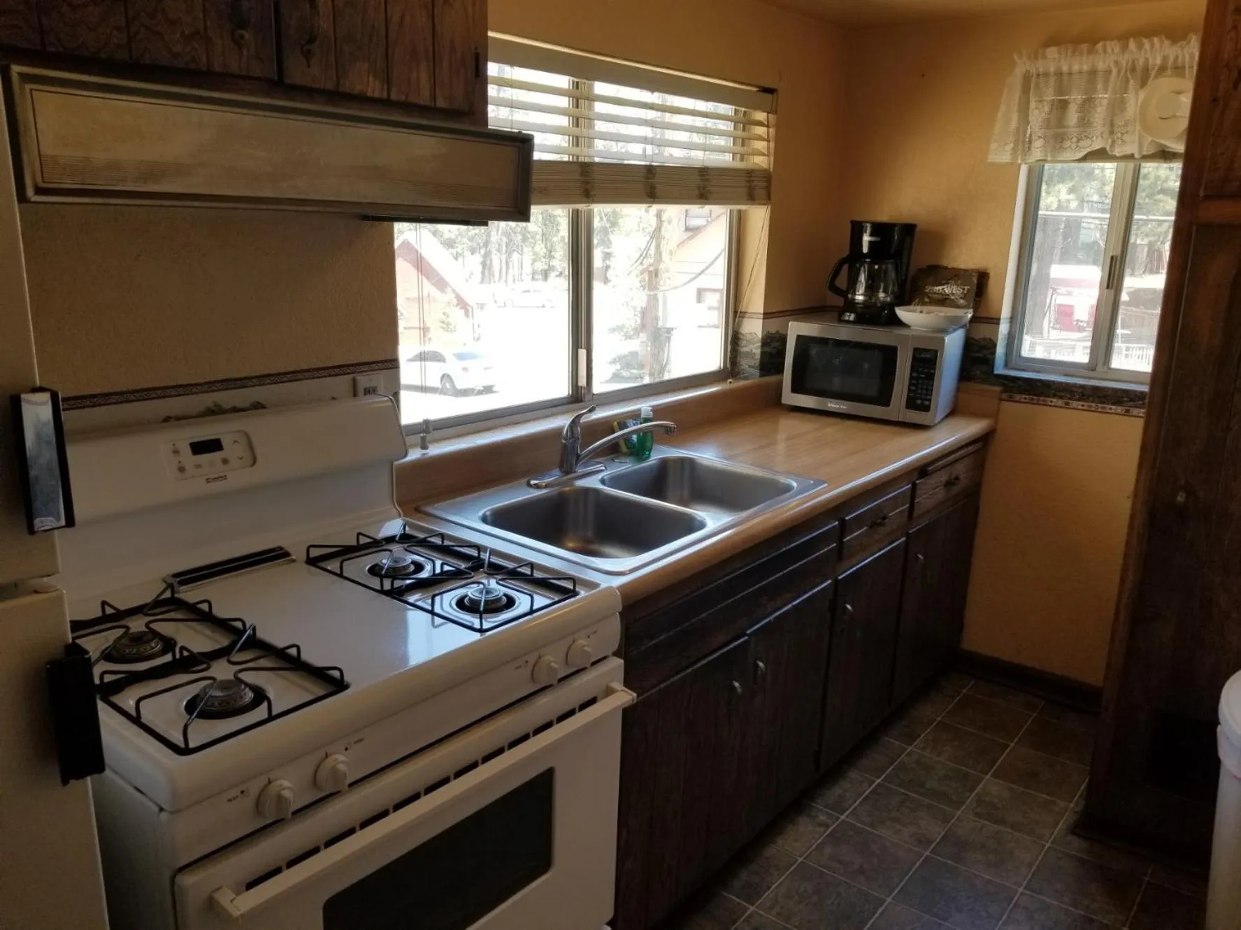 Kitchen or kitchenette in Timberline Lodge