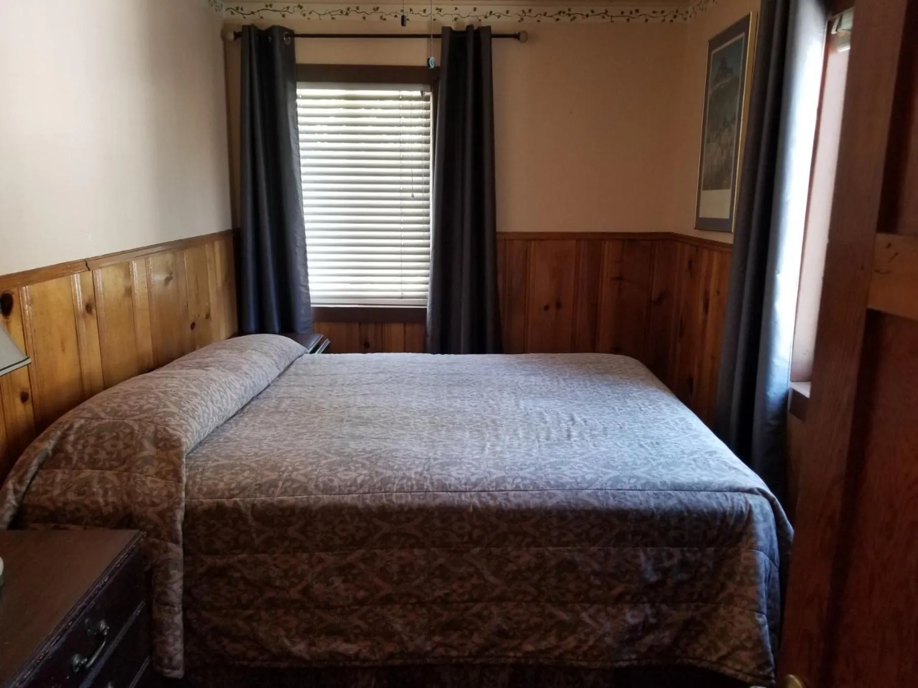 Bed in Timberline Lodge