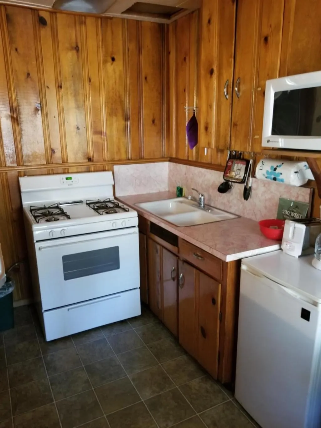 Kitchen or kitchenette in Timberline Lodge