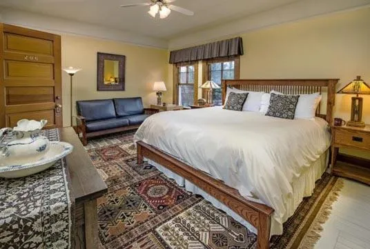 Bed in McCloud Hotel