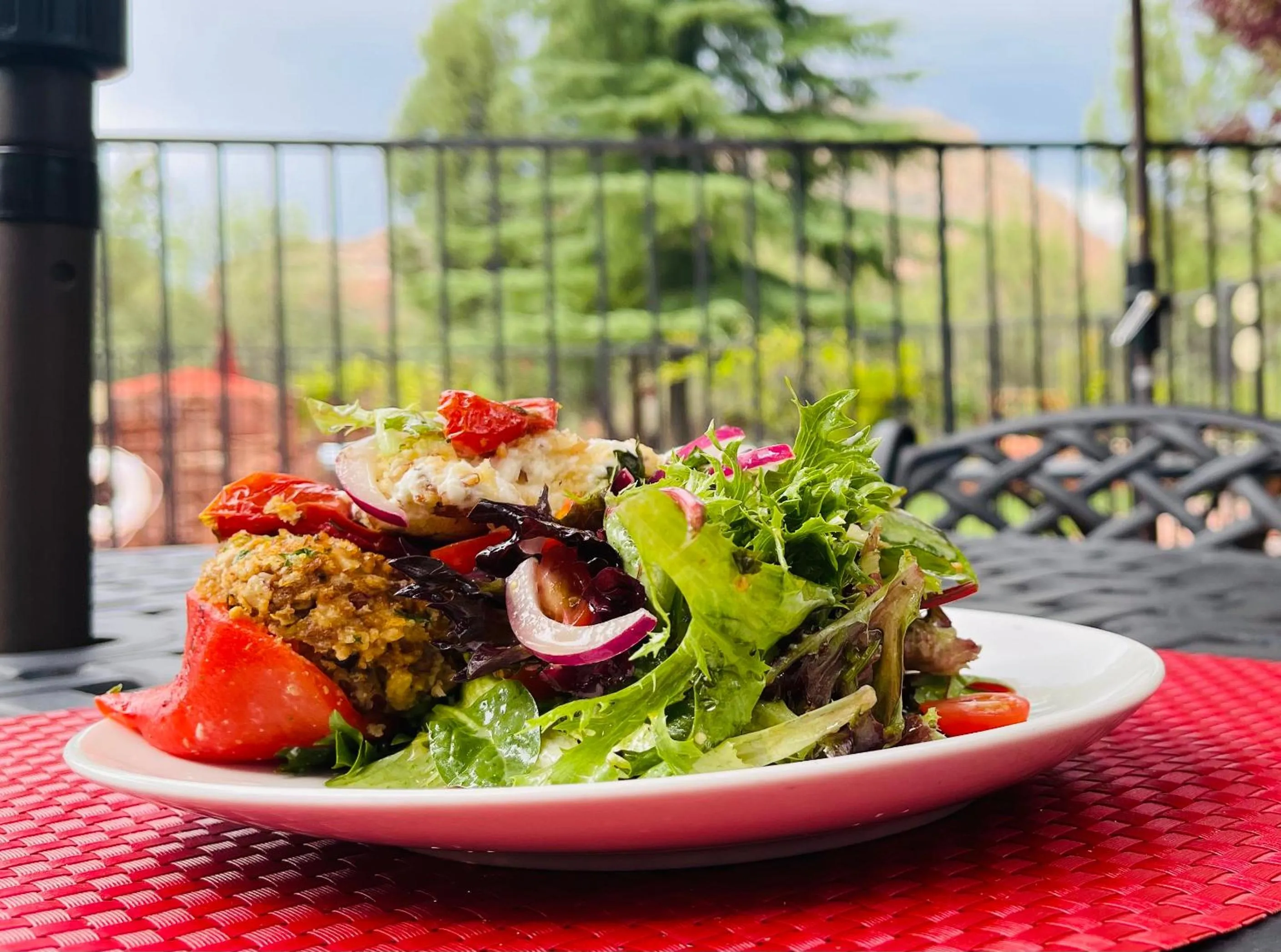 Restaurant/places to eat in Casa Sedona Inn