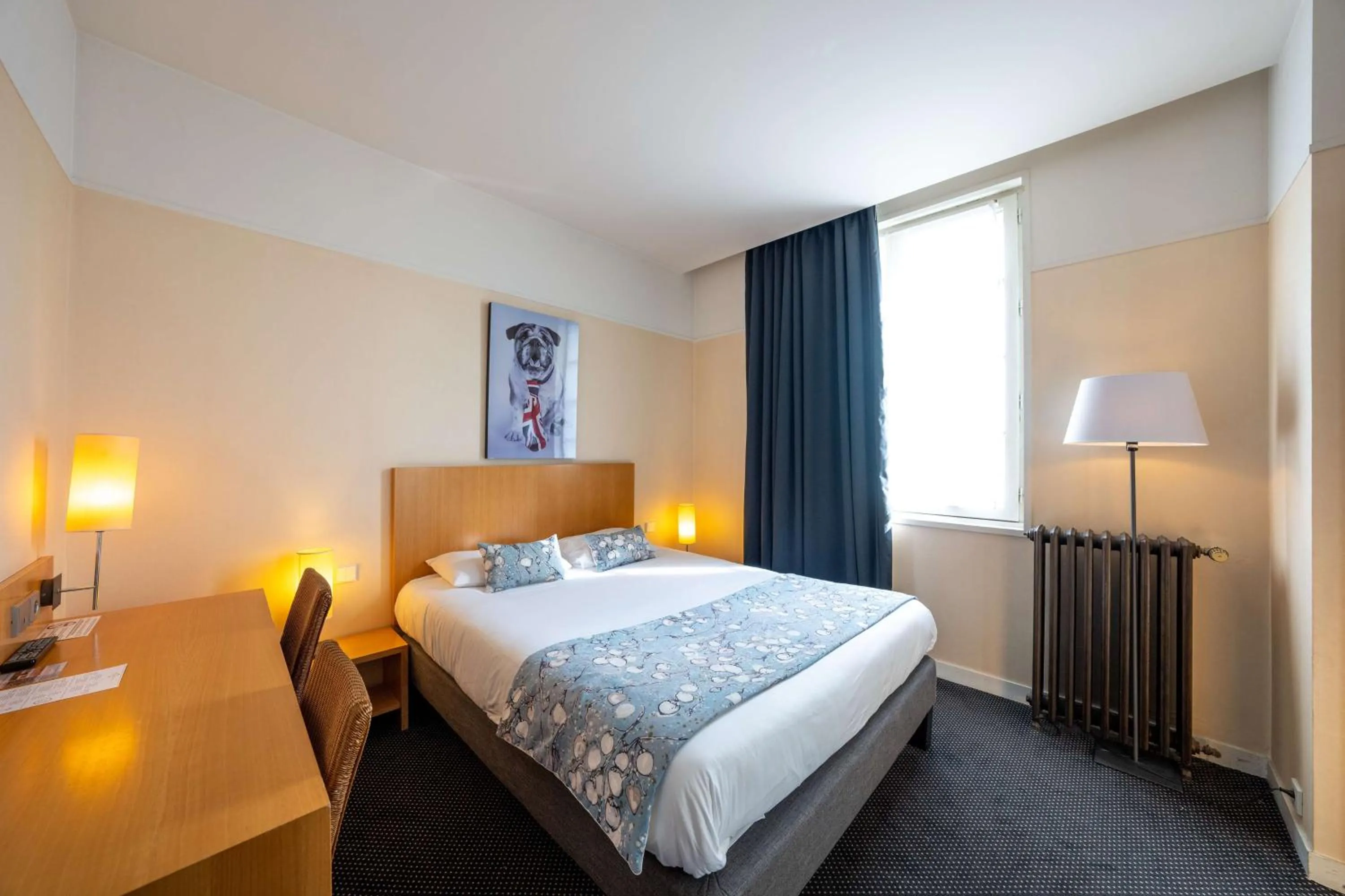 Bedroom, Bed in Best Western Adagio Saumur