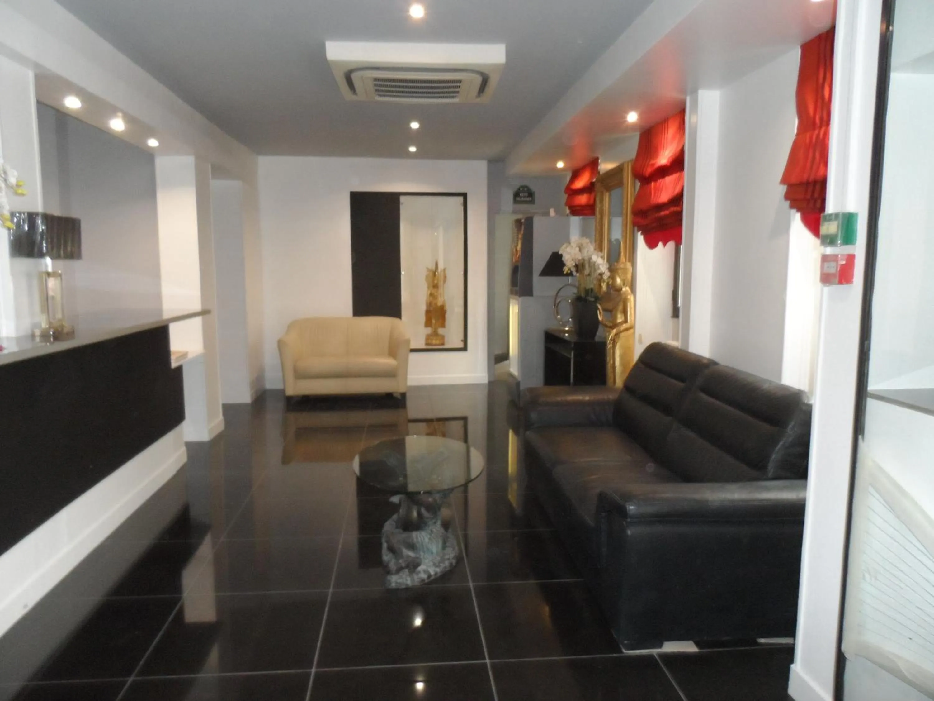 Lobby or reception in Prince Monceau