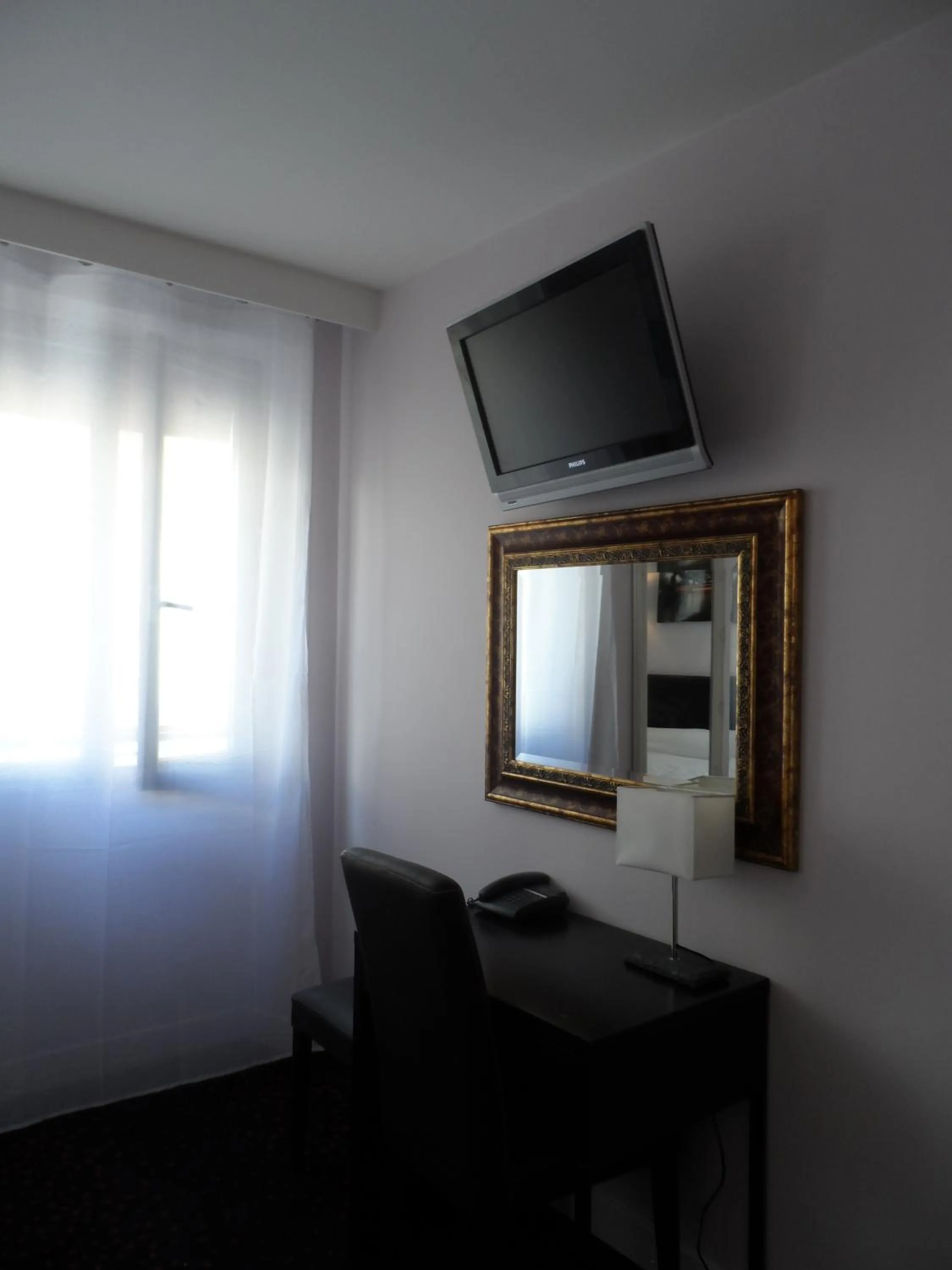 Decorative detail in Prince Monceau