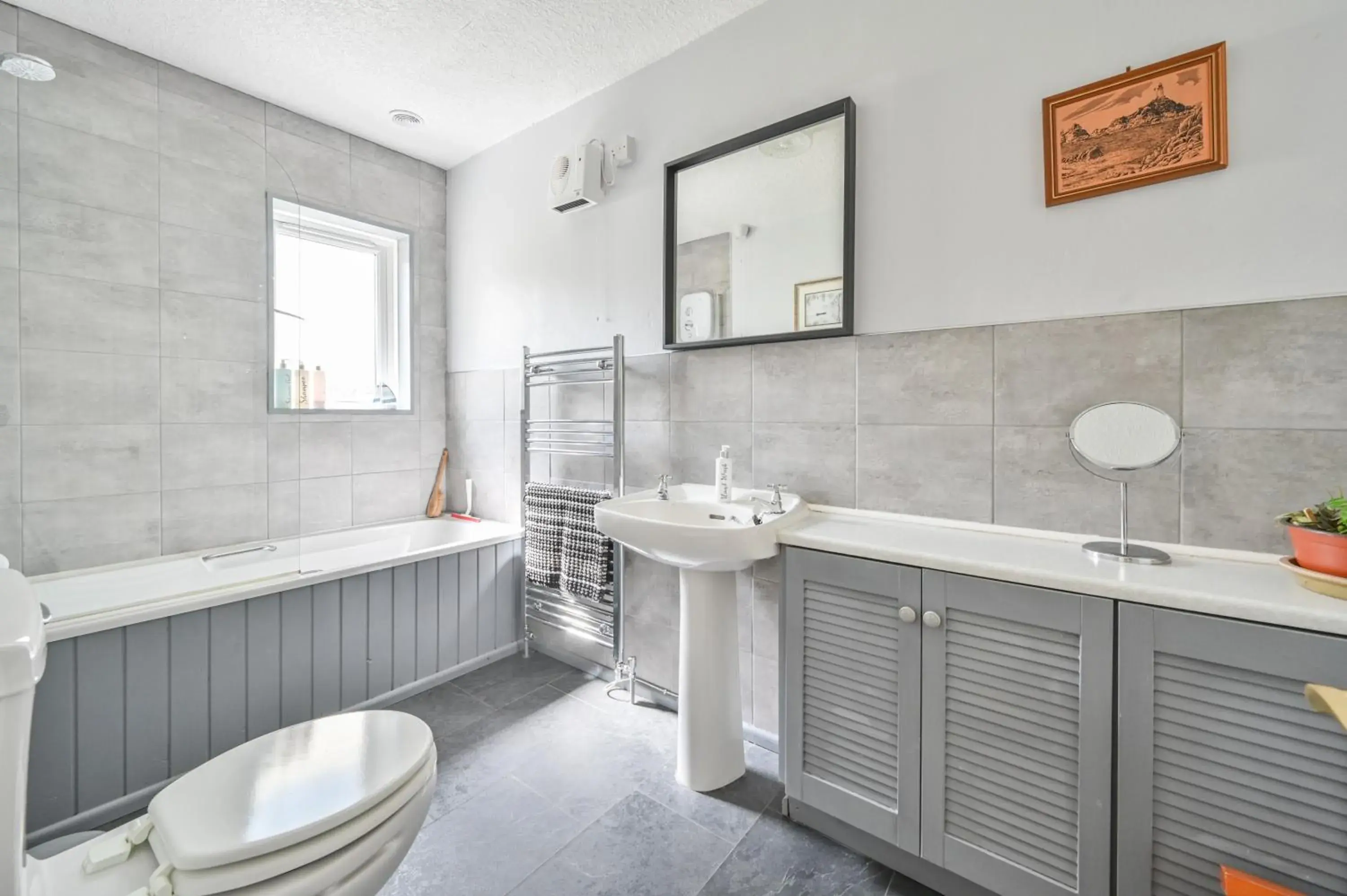 Twin Room with Bathroom - single occupancy in Wray Valley Twin Room with Bathroom - single occupancy in Wray Valley