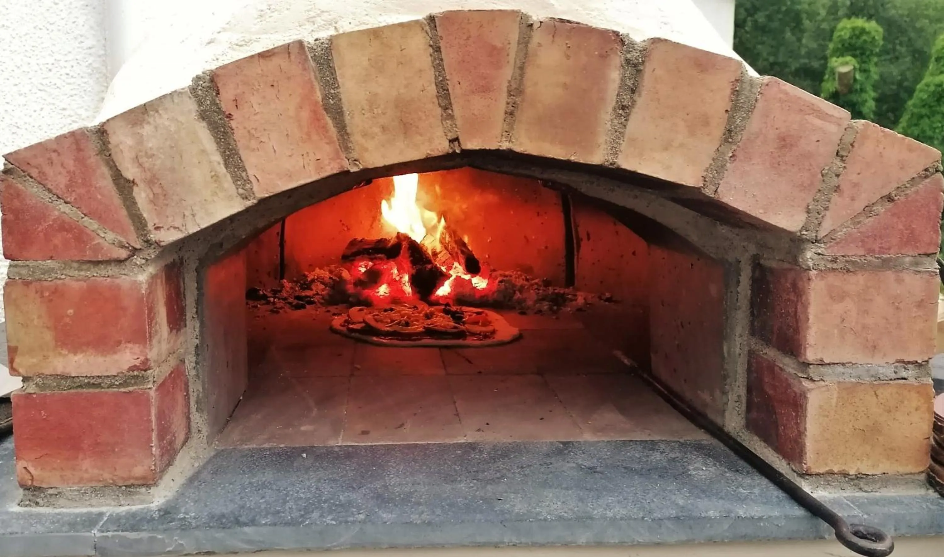 Restaurant/places to eat in Wray Valley