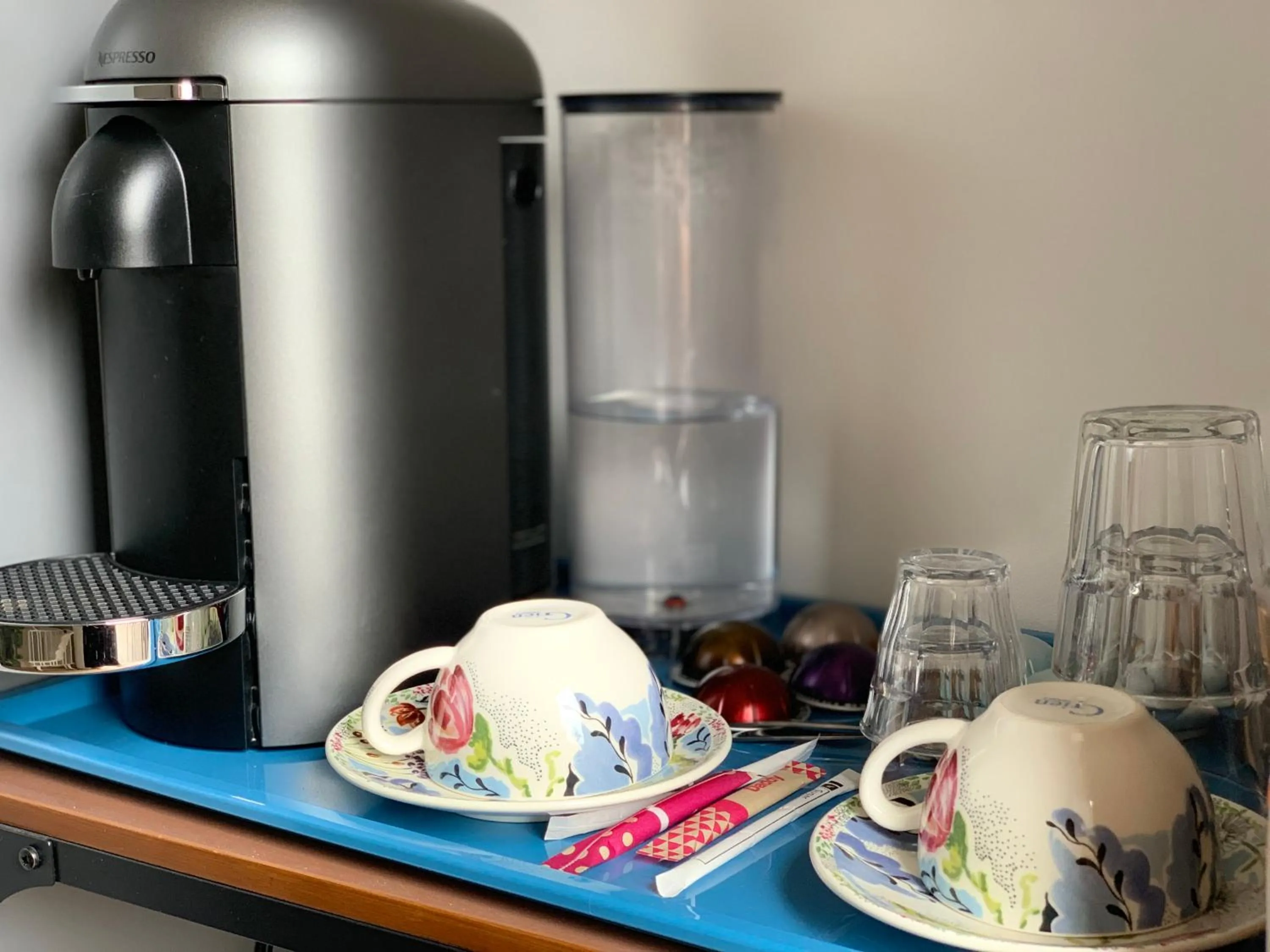 Coffee/tea facilities in TANG Home-Bordeaux Hyper Centre