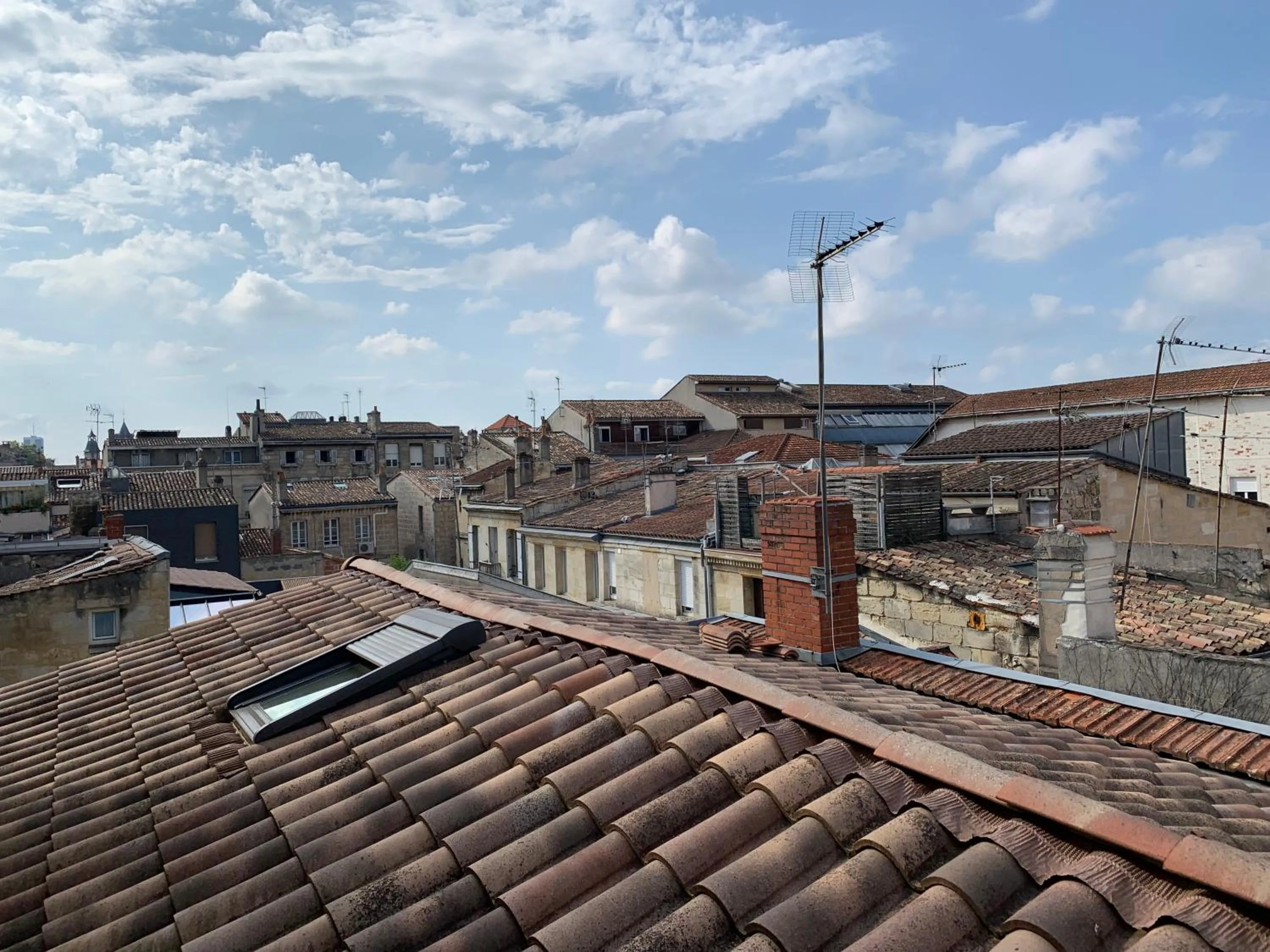 Property building in TANG Home-Bordeaux Hyper Centre