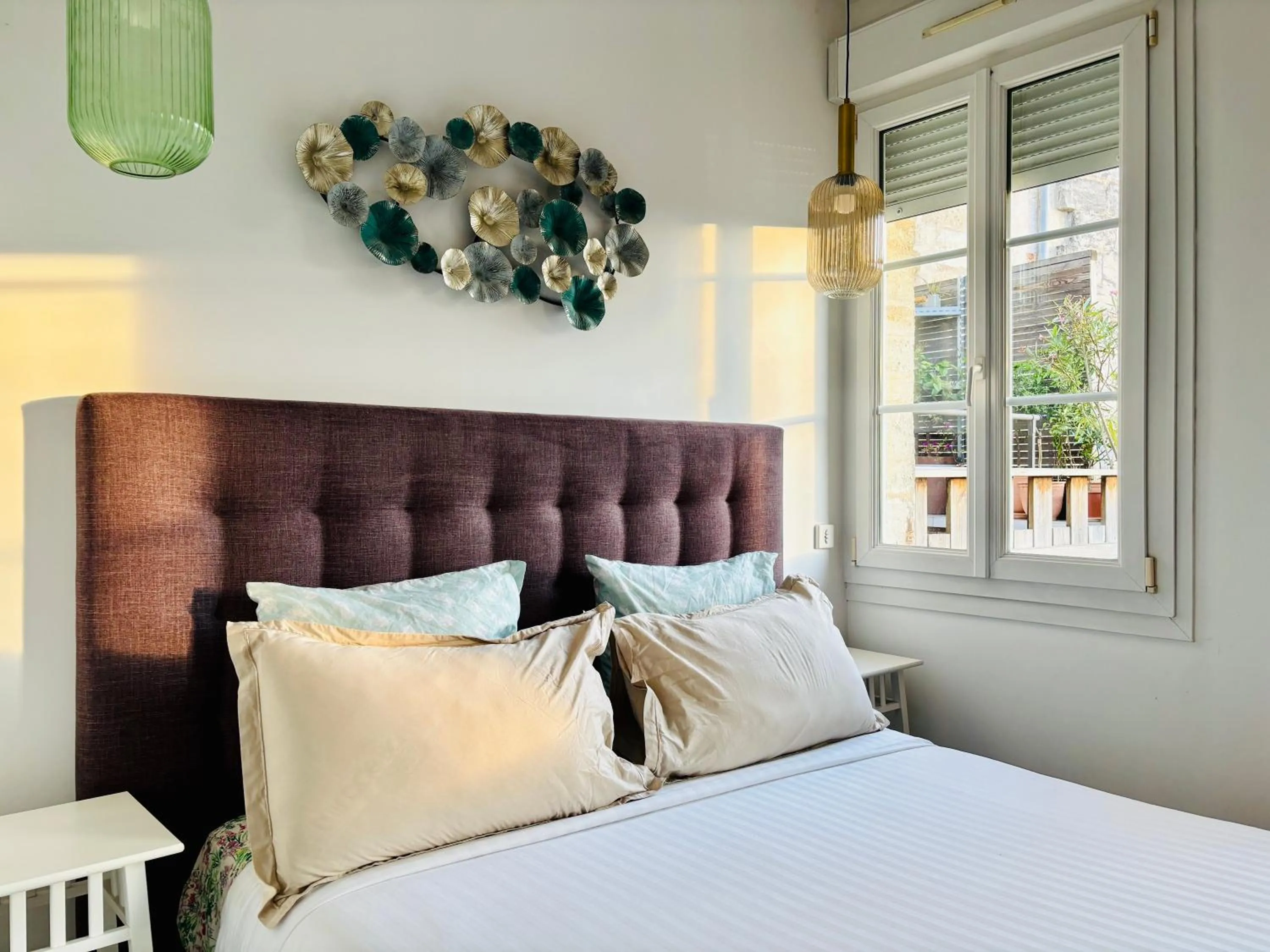 Bedroom, Bed in TANG Home-Bordeaux Hyper Centre