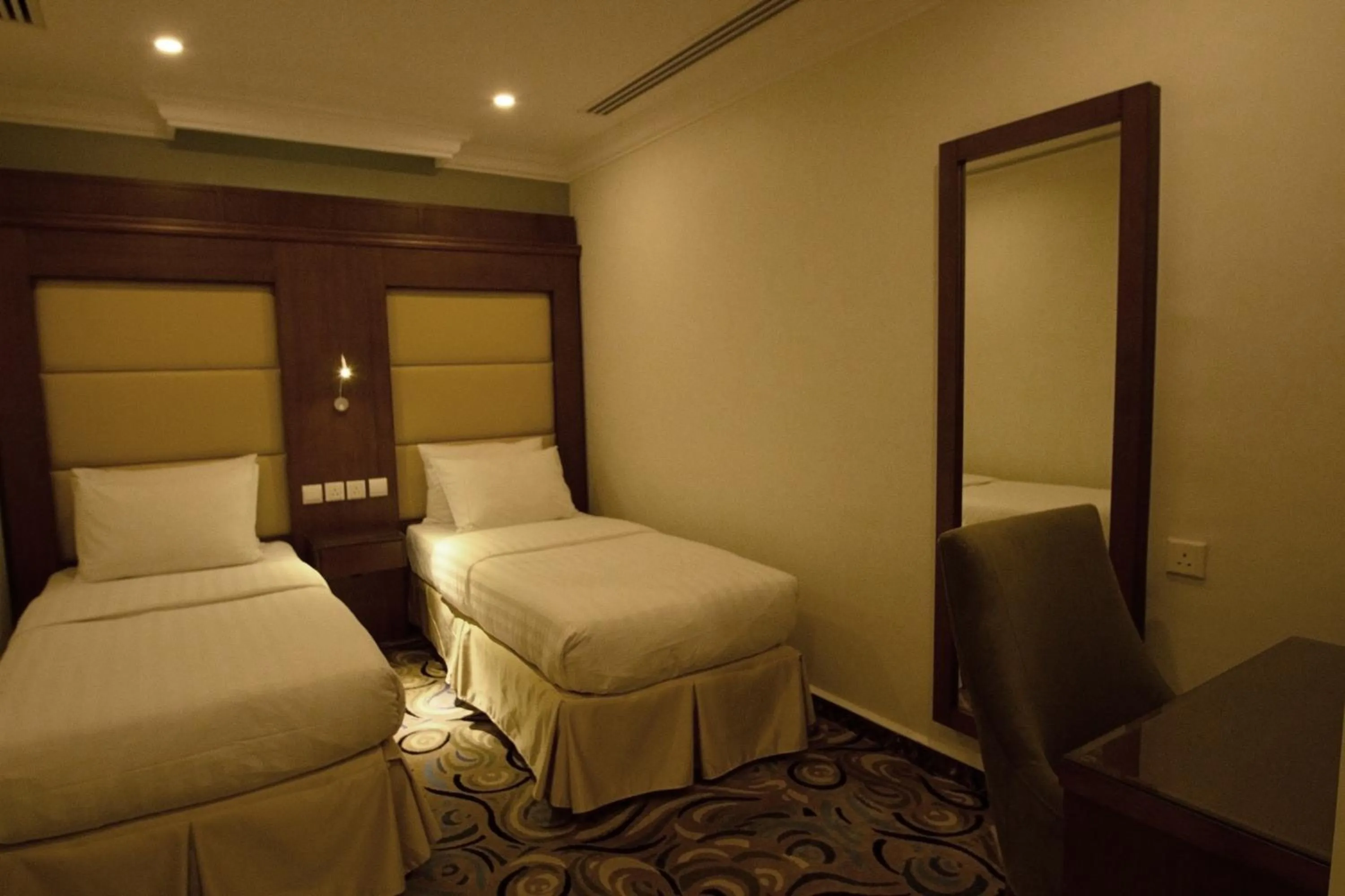 Bed in Rona Al Khobar Hotel