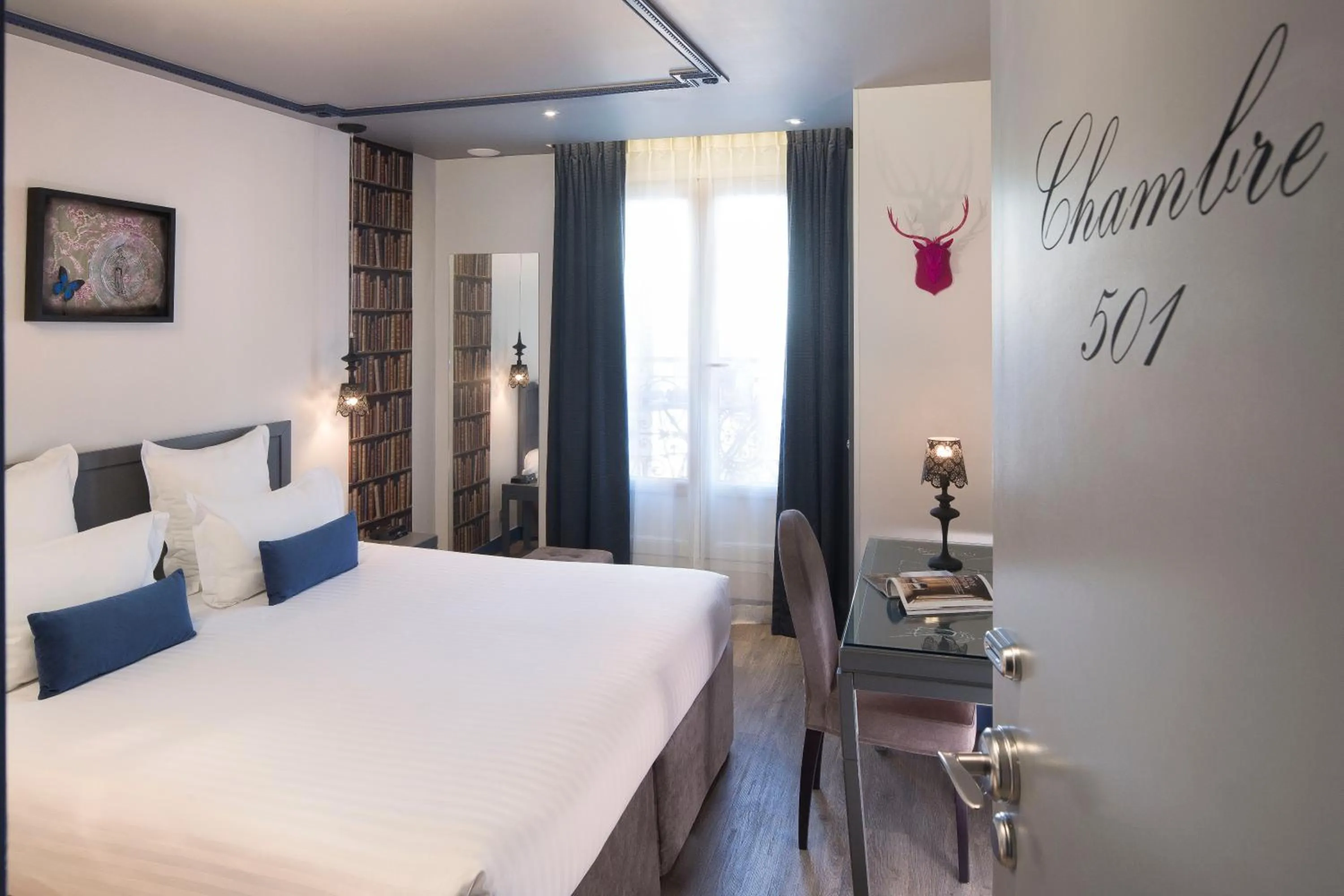 Day, Bed in Hotel Mademoiselle