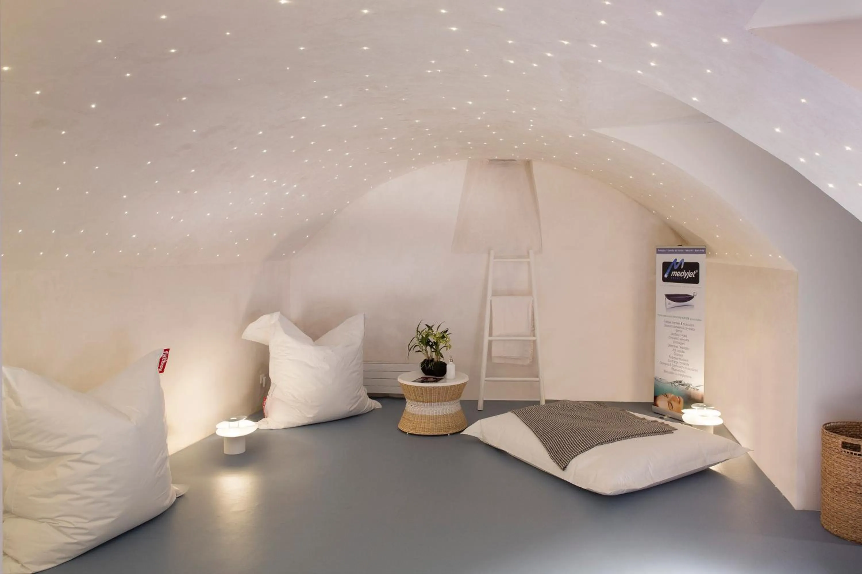 Spa and wellness centre/facilities, Bed in Hotel Mademoiselle