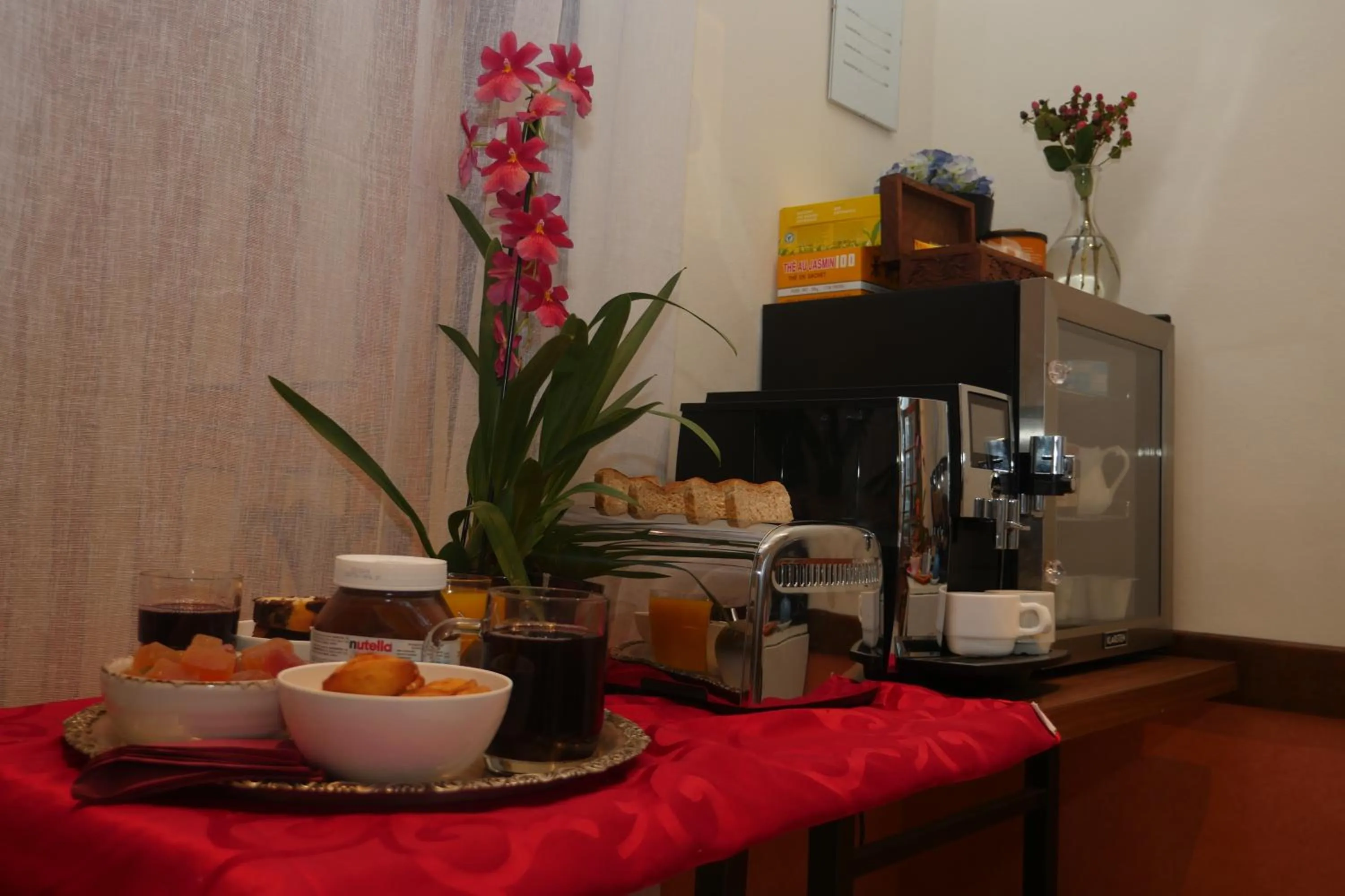 Staff in Hotel Novex Paris