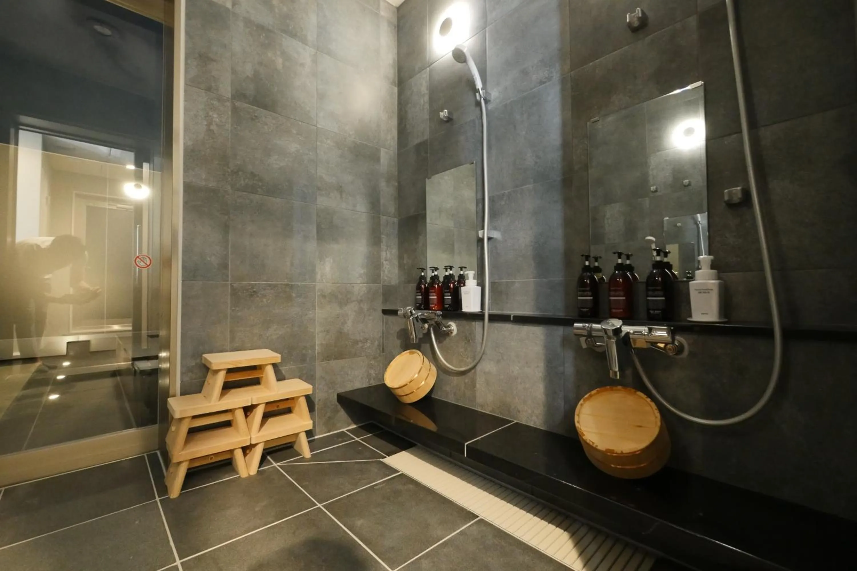 Open Air Bath in KIN HOTEL