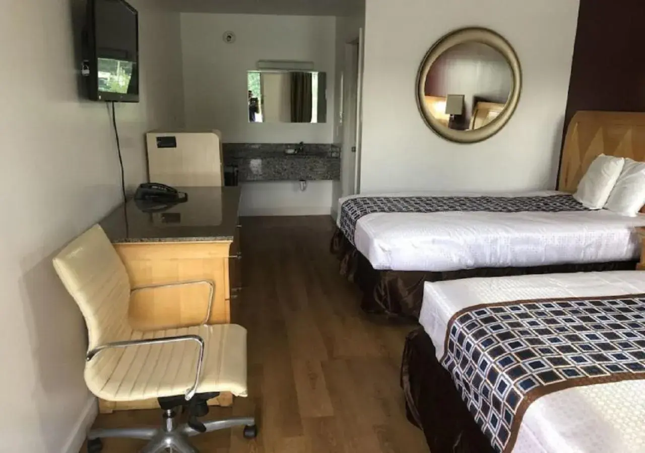 Standard Double Room in Stay Express Inn North Charleston Standard Double Room in Stay Express Inn North Charleston