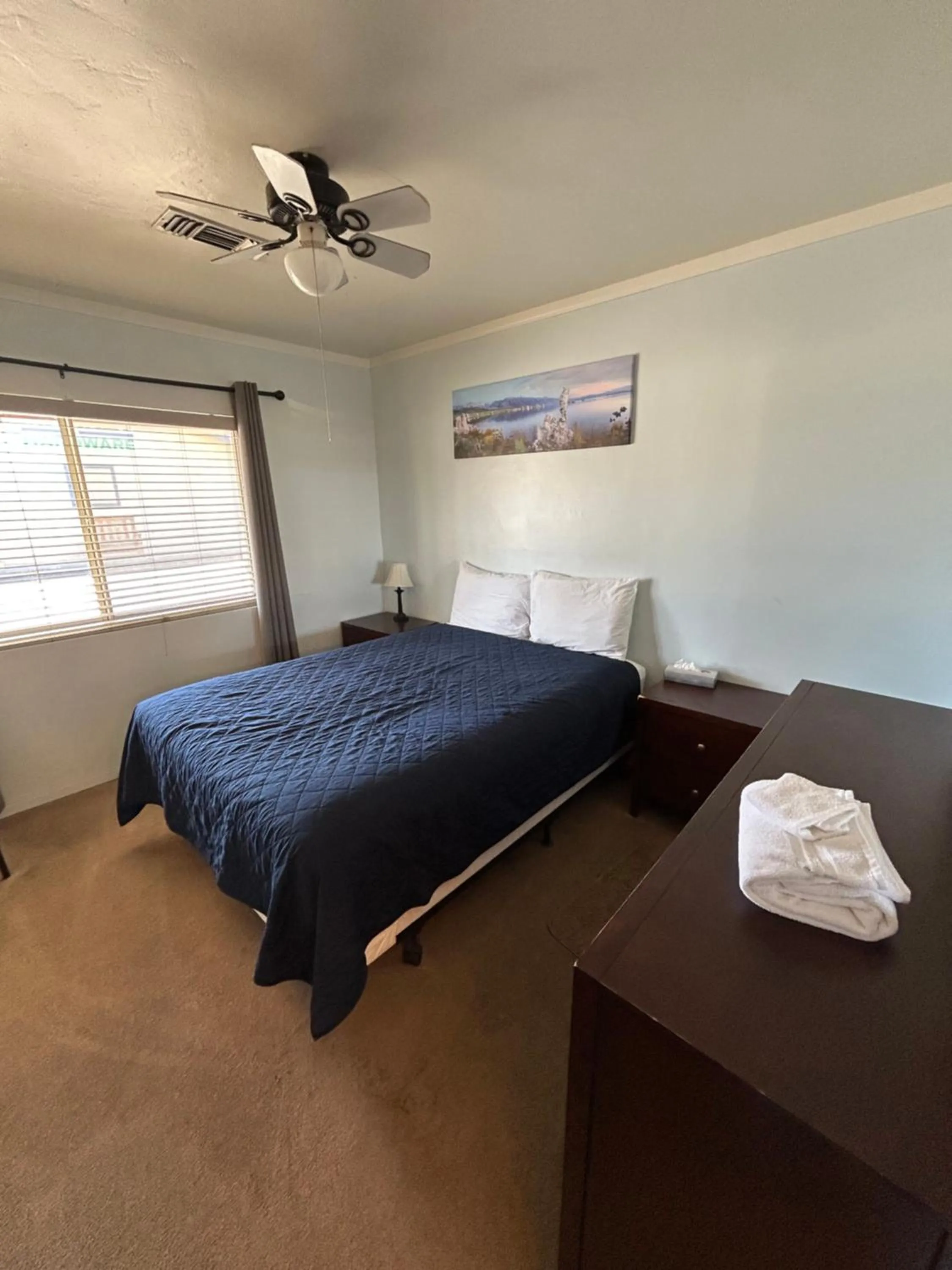 Bed in Bristlecone Motel