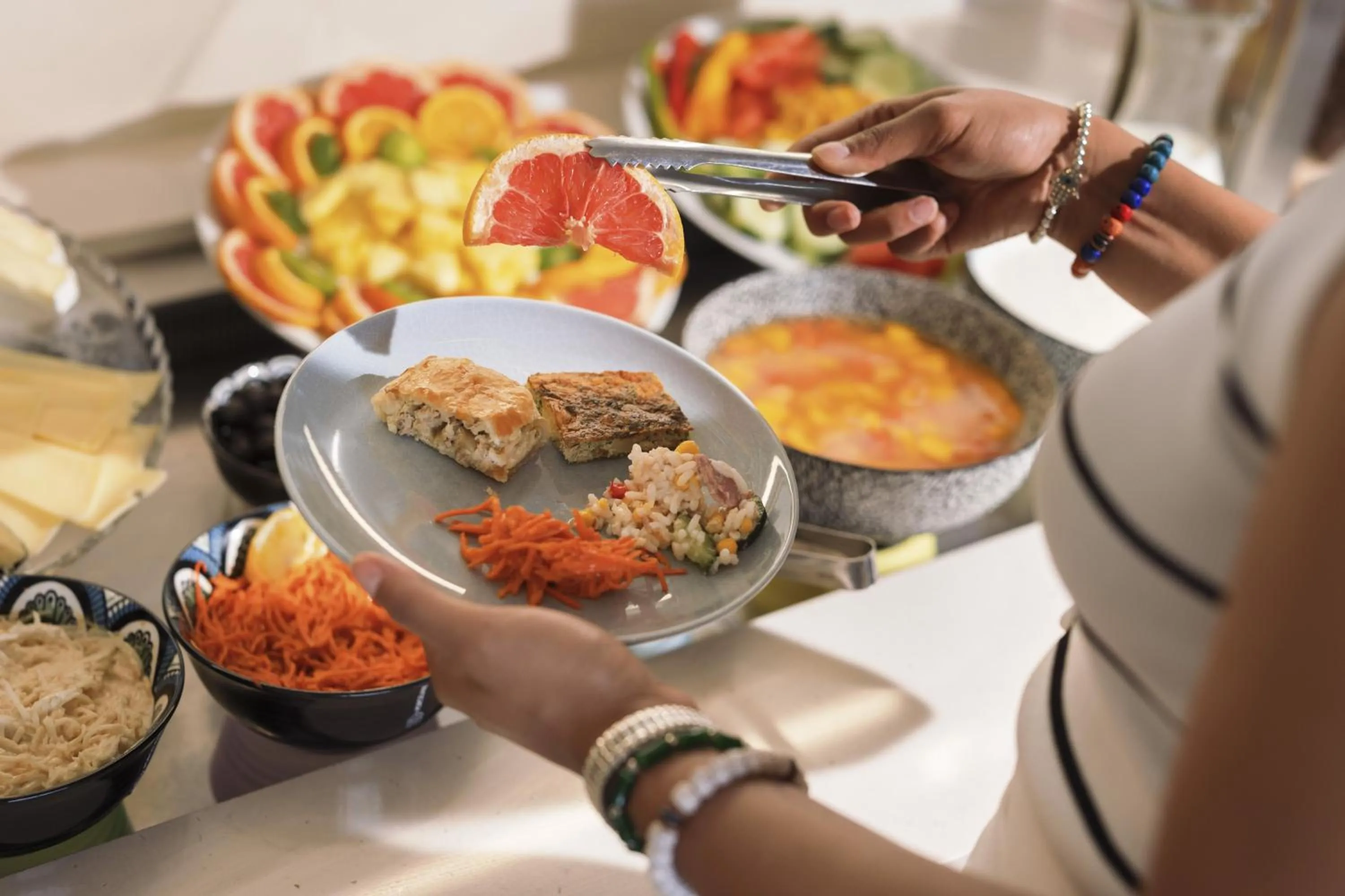 Breakfast in Best Western Hôtel des Orangers Cannes