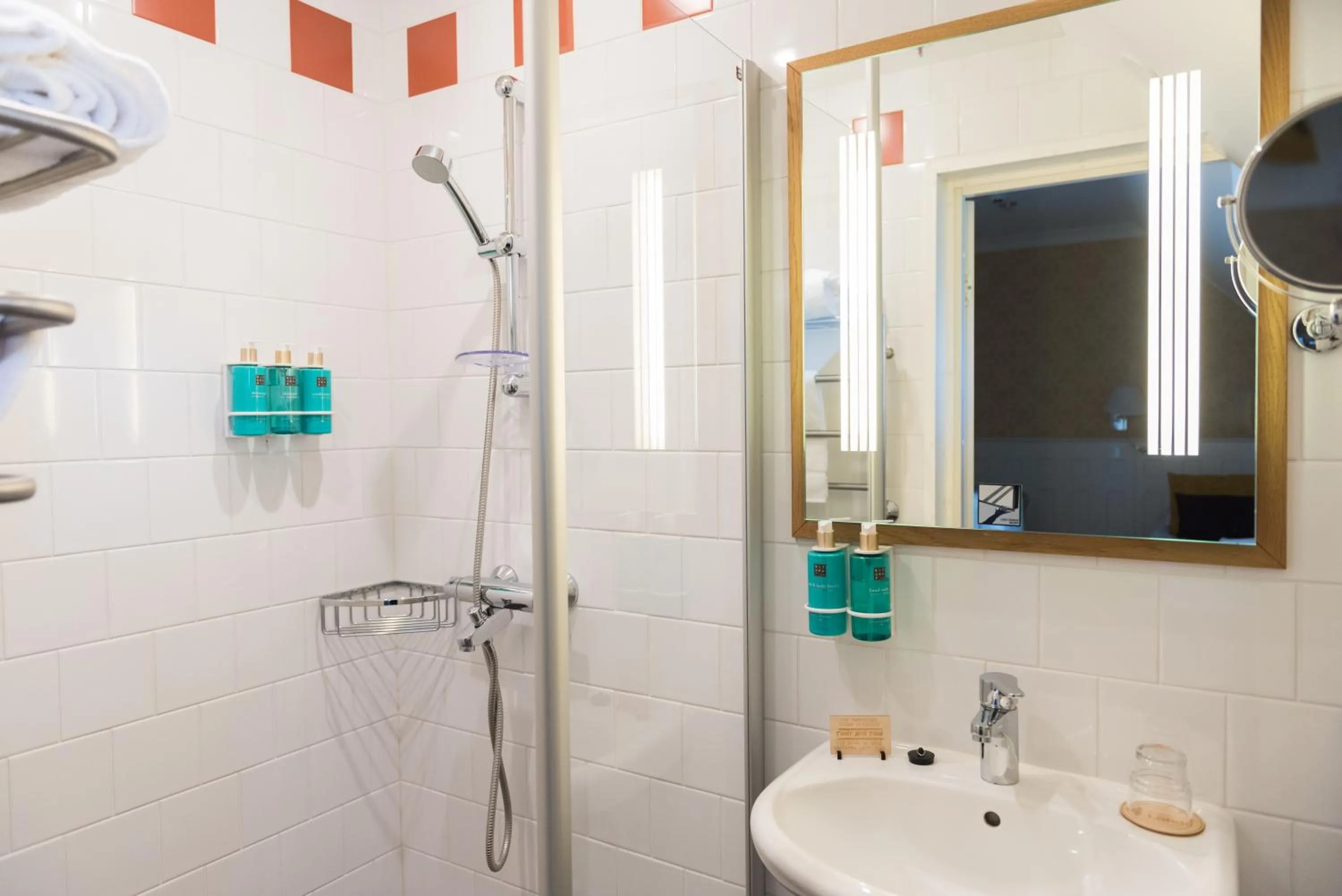 Shower in Boutique Hotel Lähde