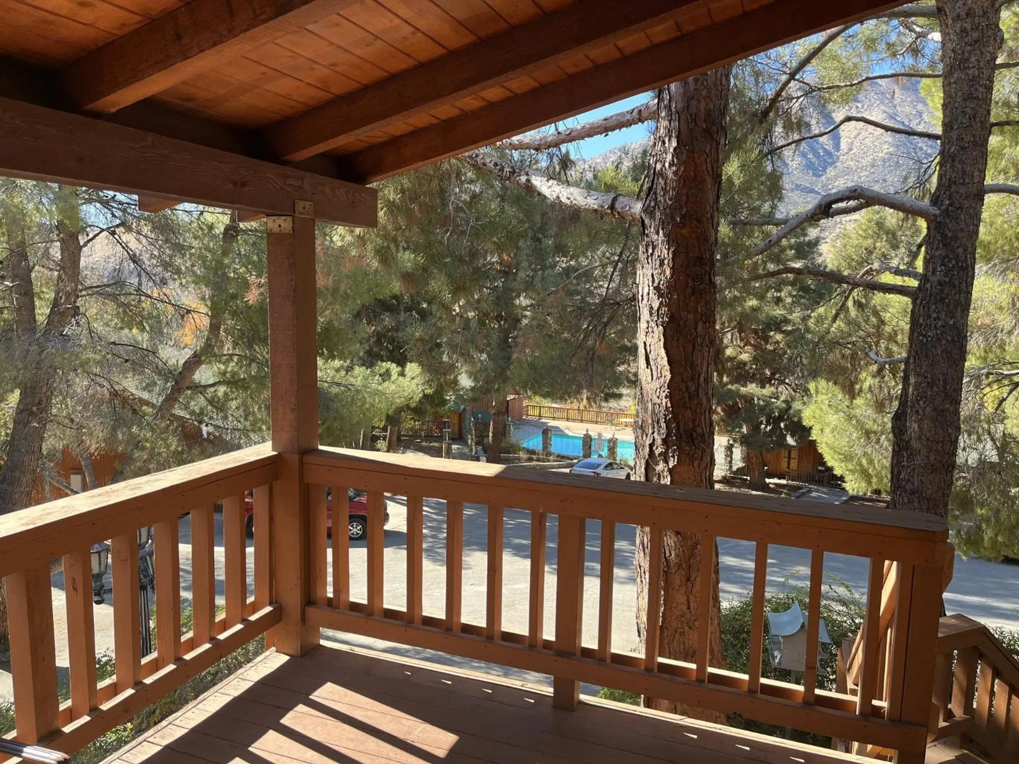 Balcony/Terrace in Whispering Pines Lodge