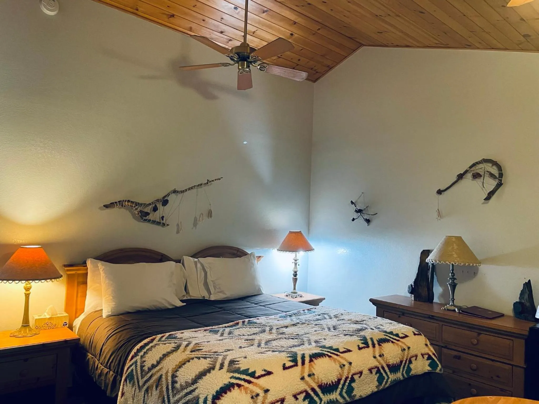 Bed in Whispering Pines Lodge