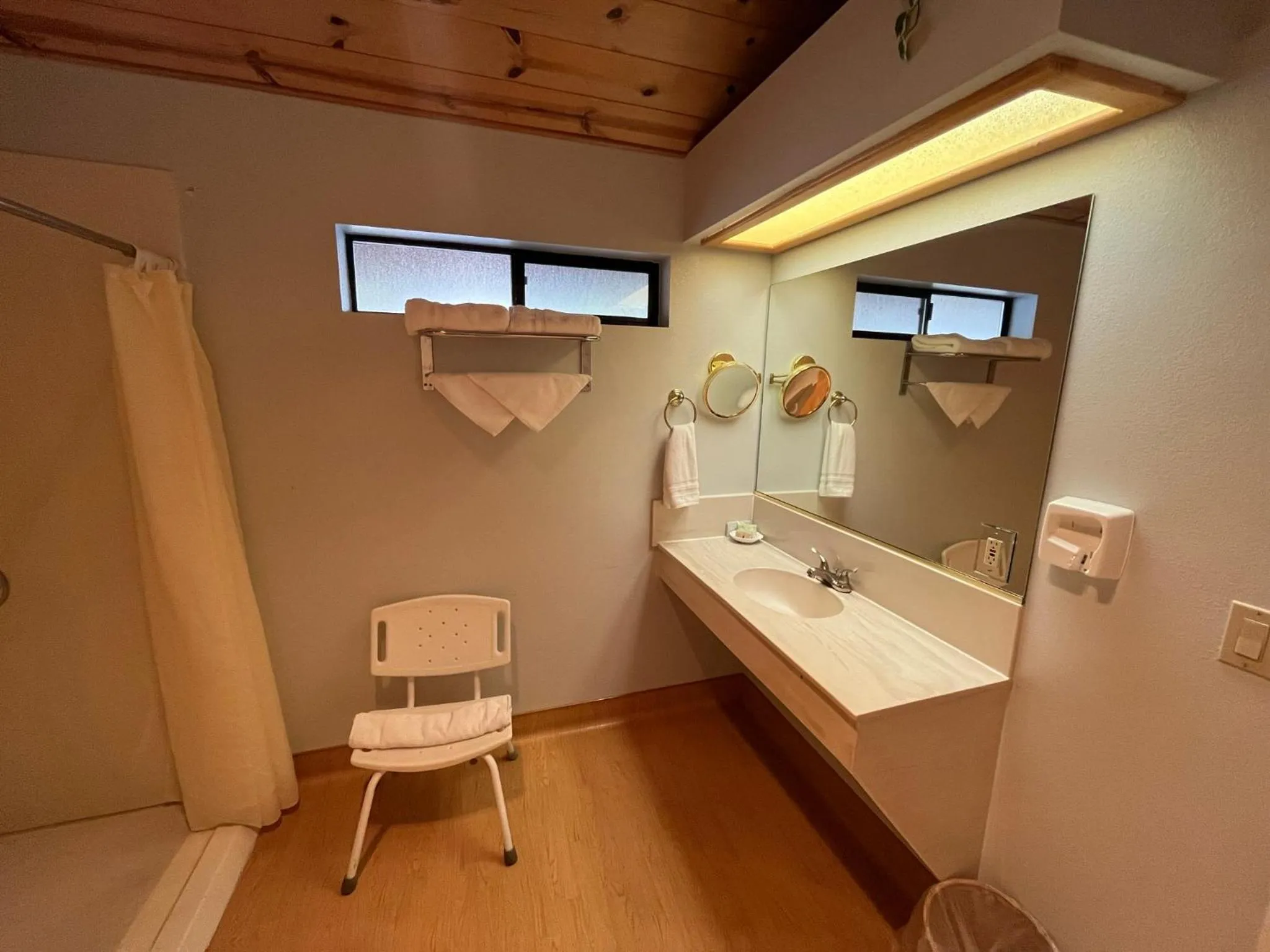 Bathroom in Whispering Pines Lodge