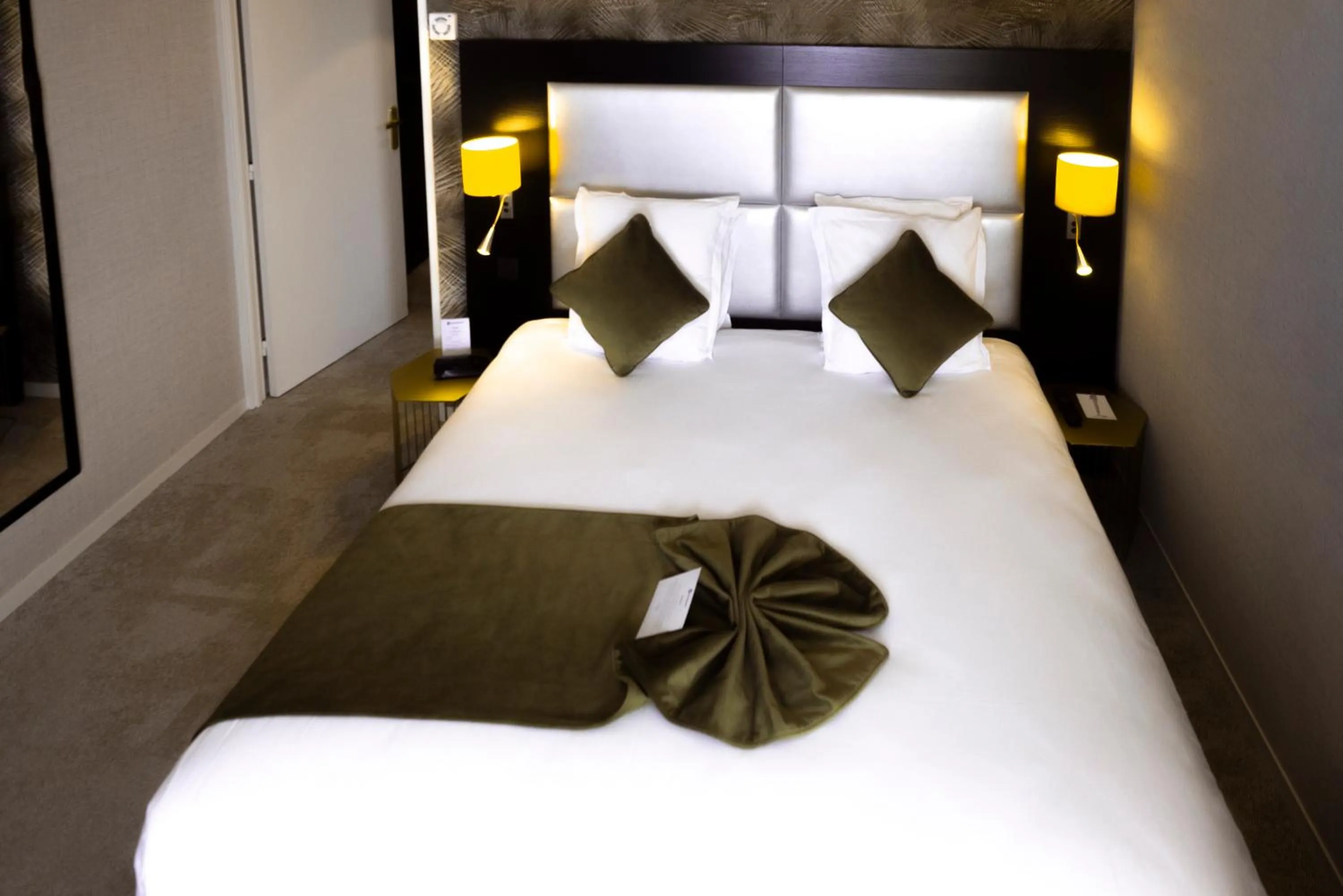 Bedroom, Bed in Best Western Allegro Nation