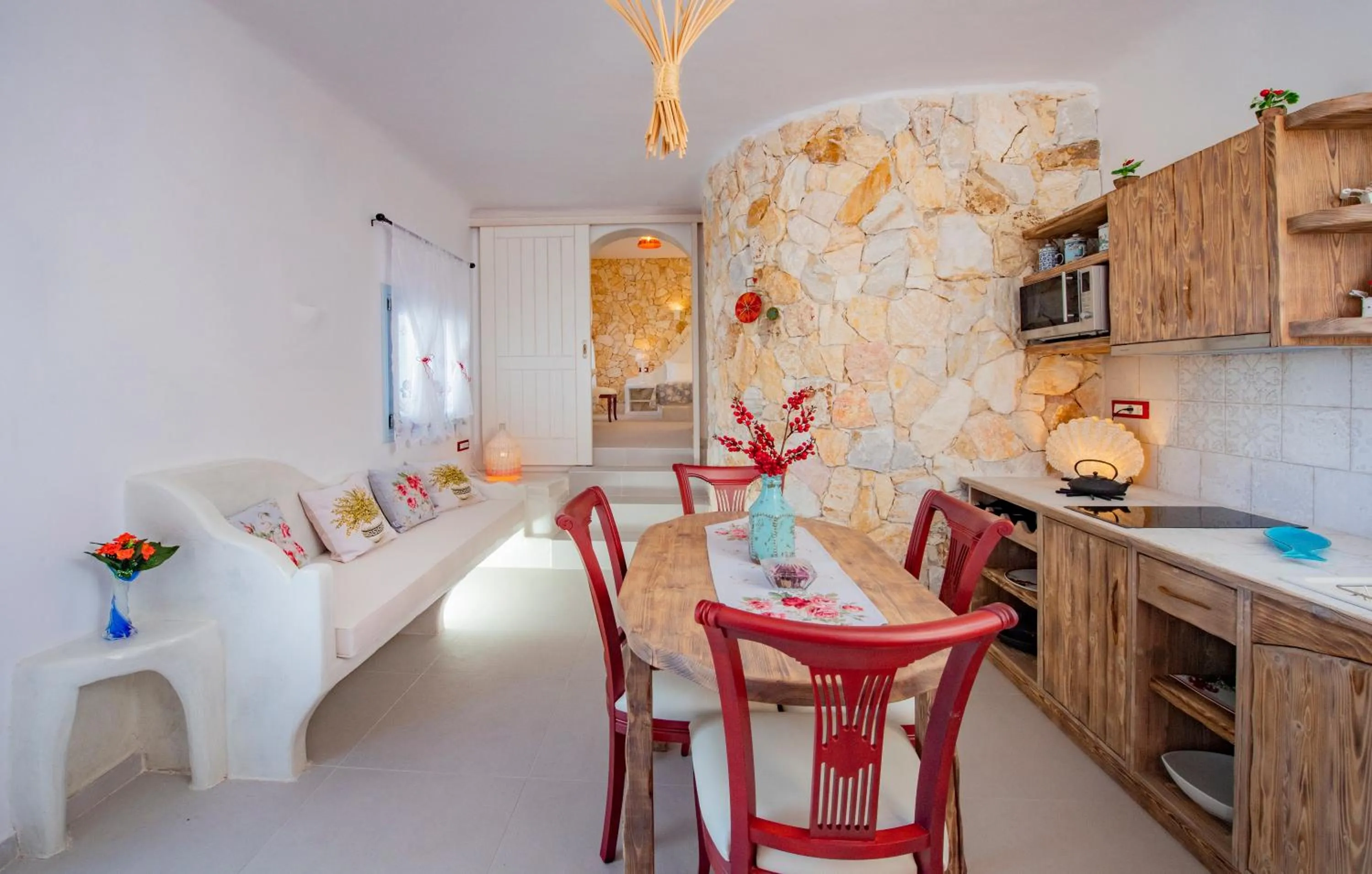 Kitchen or kitchenette in Starlight Luxury Seaside Villa & Suites