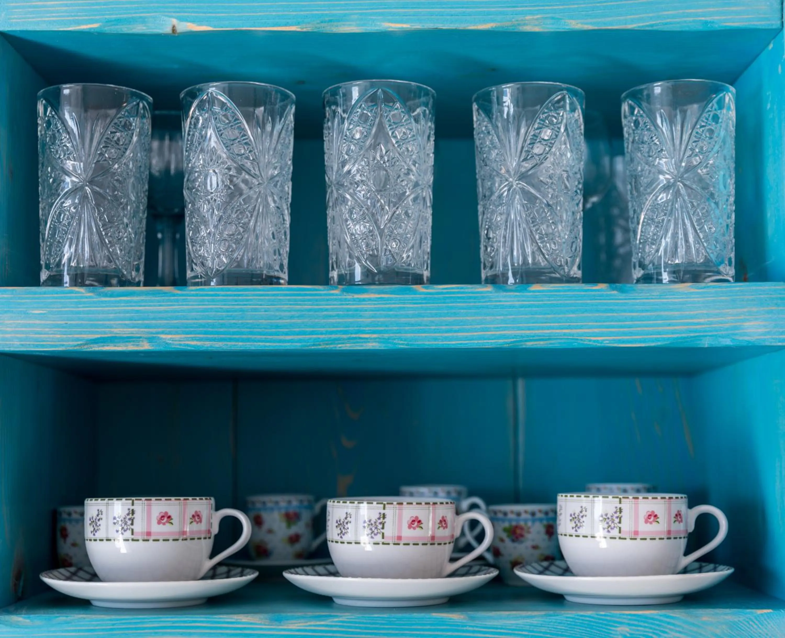 Coffee/tea facilities in Starlight Luxury Seaside Villa & Suites