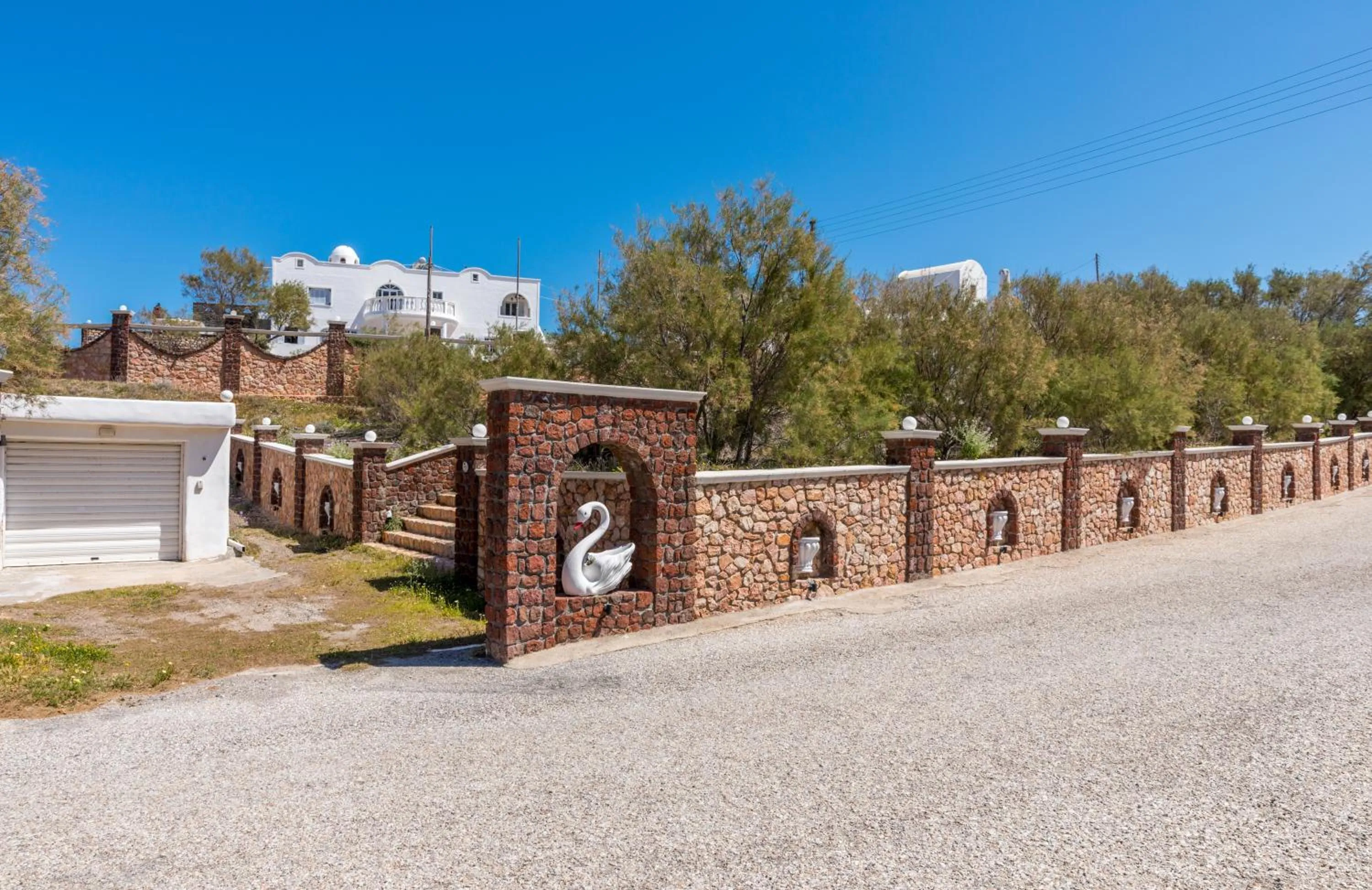 Nearby landmark in Starlight Luxury Seaside Villa & Suites