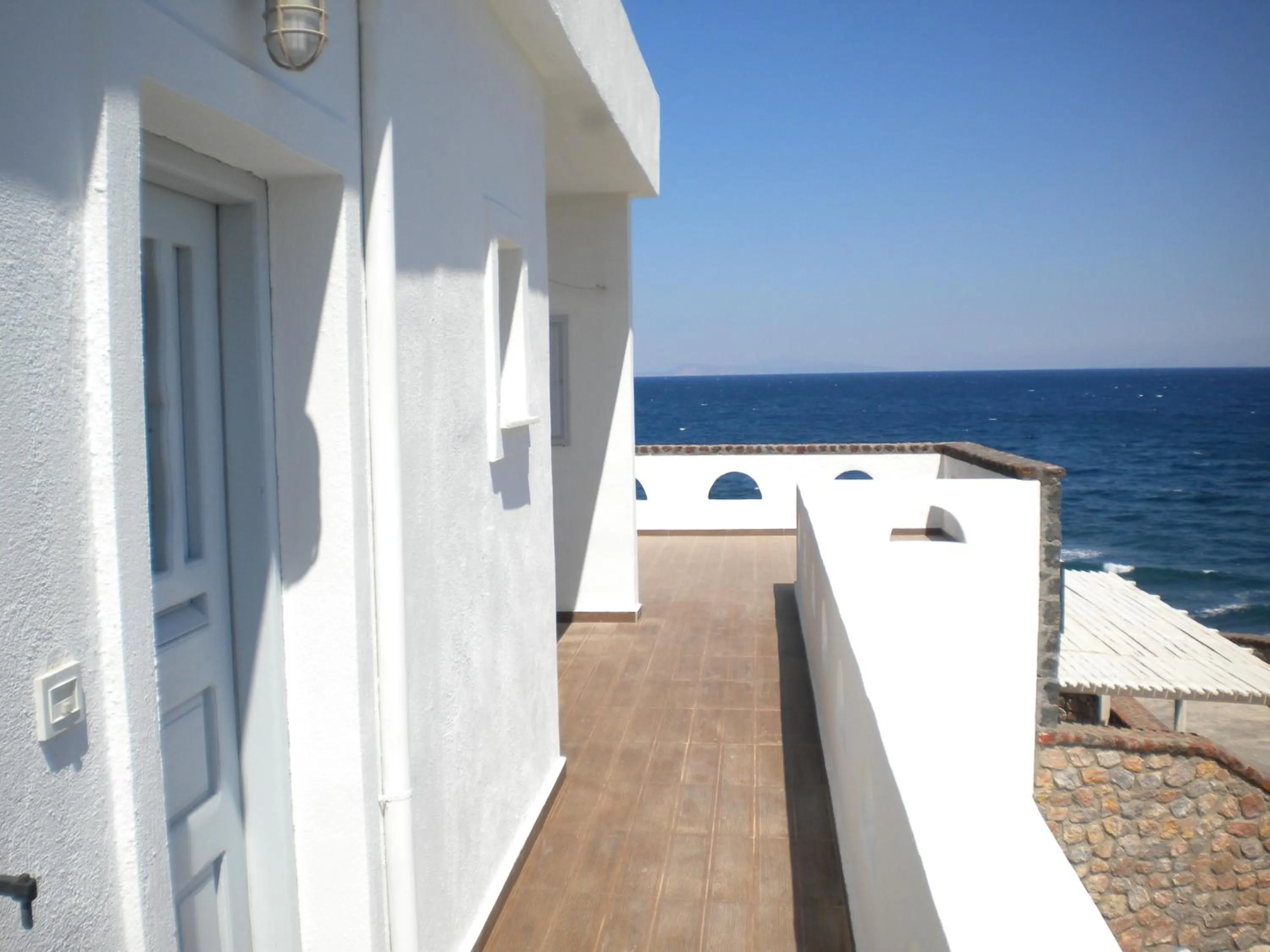 Property building in Starlight Luxury Seaside Villa & Suites