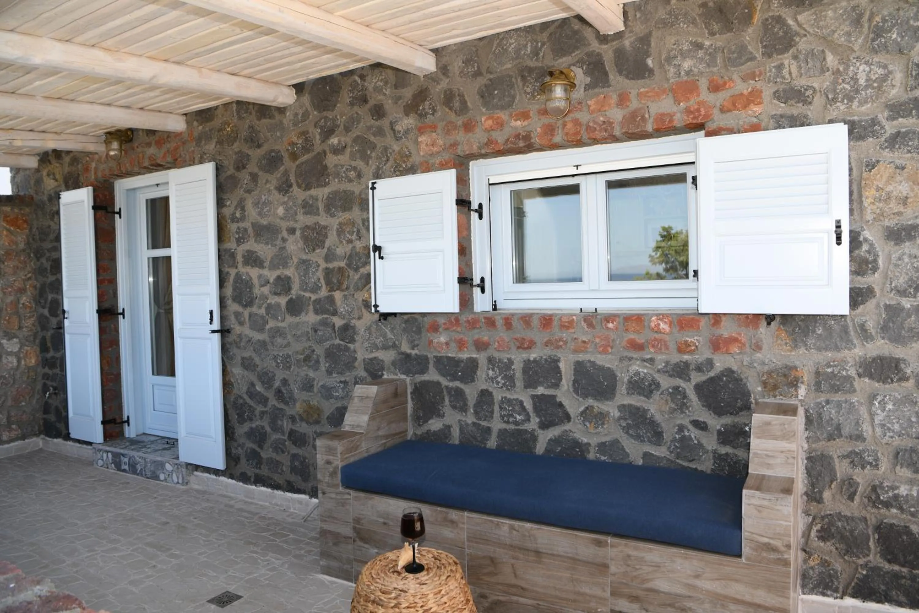 Property building in Starlight Luxury Seaside Villa & Suites