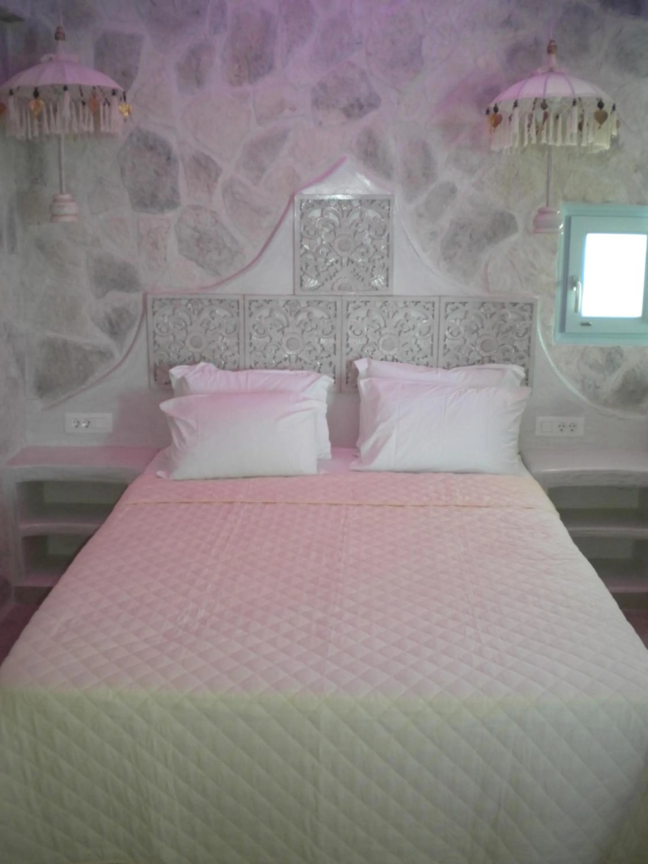 Property building, Bed in Starlight Luxury Seaside Villa & Suites