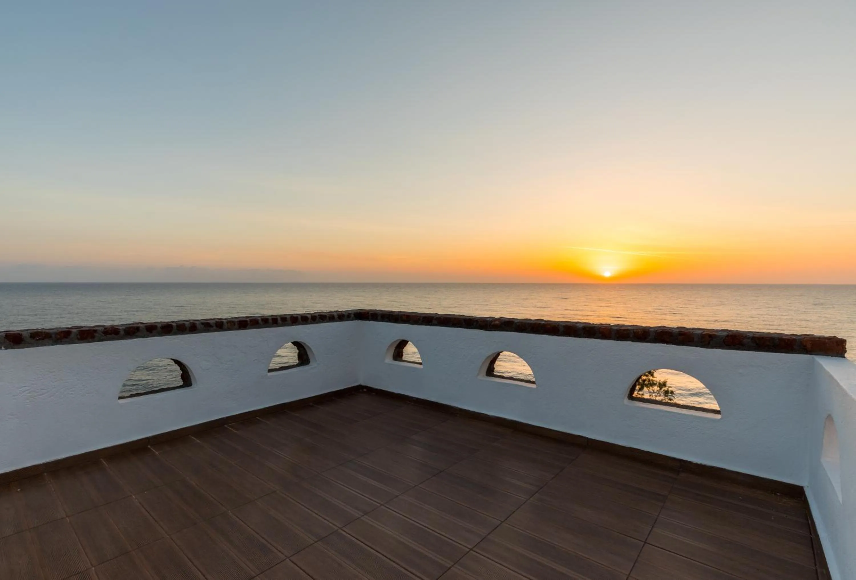 Property building in Starlight Luxury Seaside Villa & Suites