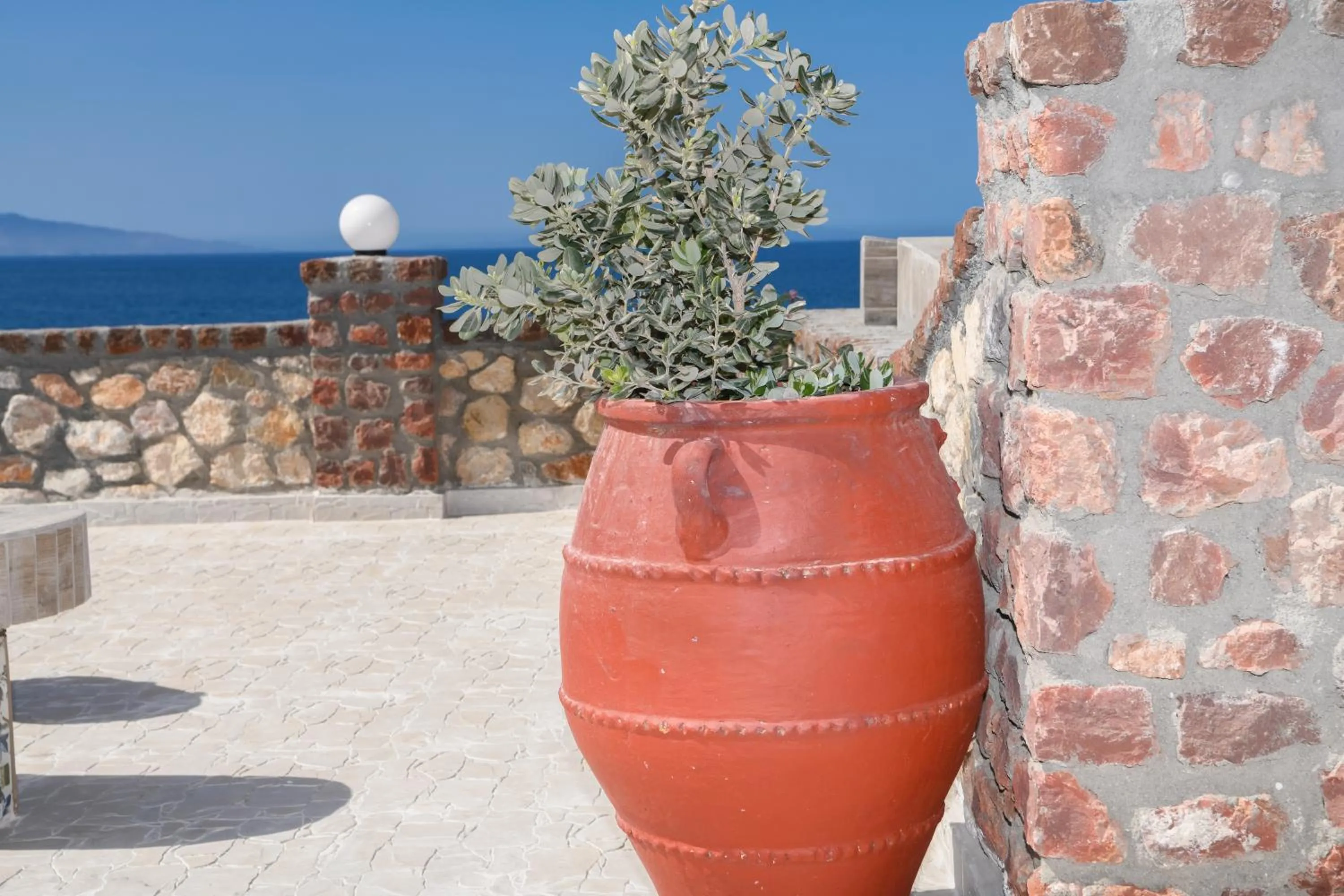 Area and facilities in Starlight Luxury Seaside Villa & Suites