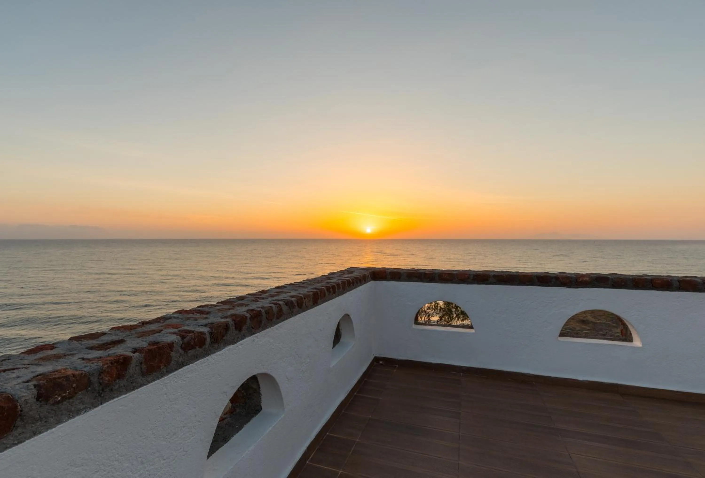 Balcony/Terrace in Starlight Luxury Seaside Villa & Suites
