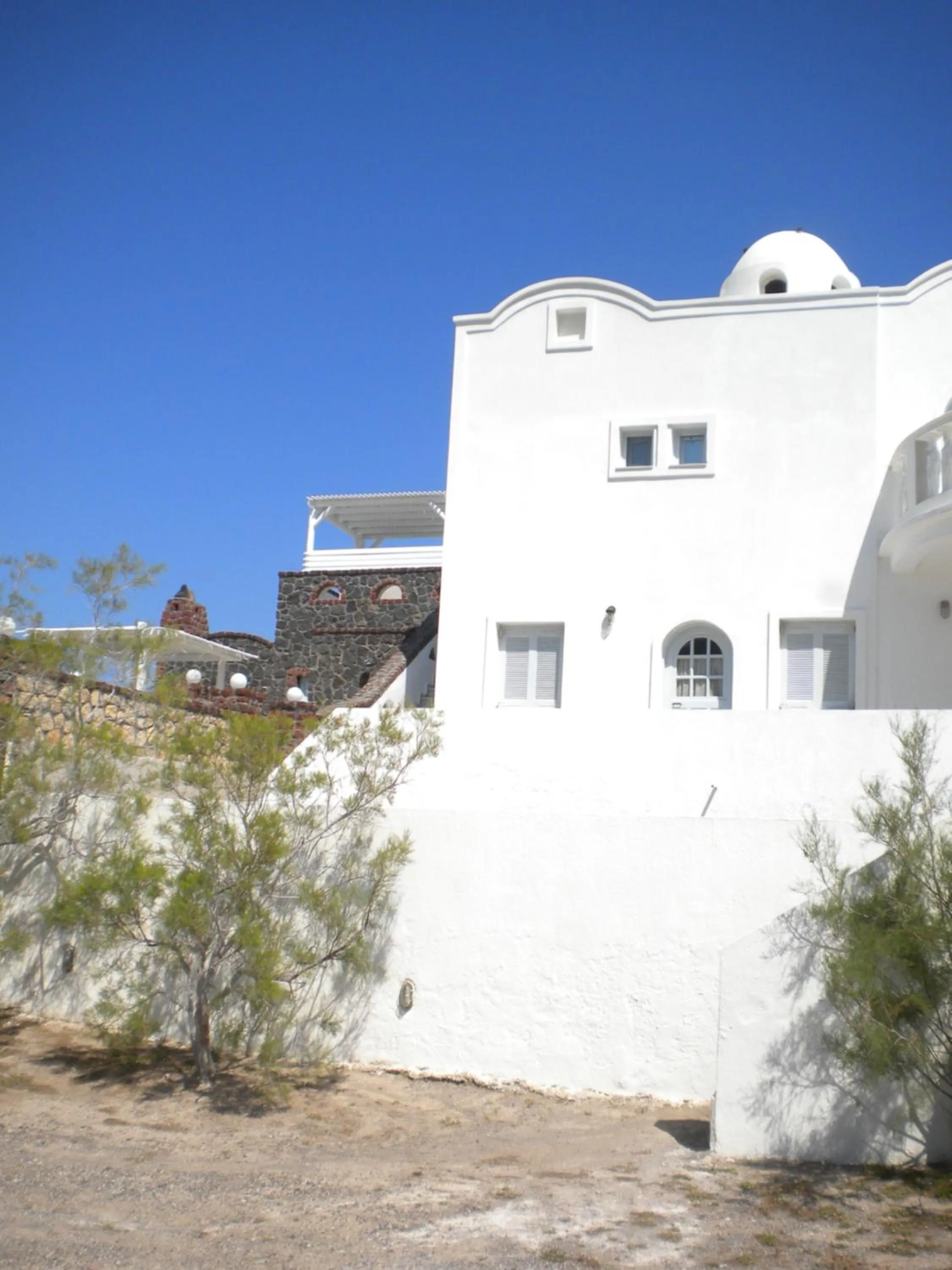 Property building in Starlight Luxury Seaside Villa & Suites