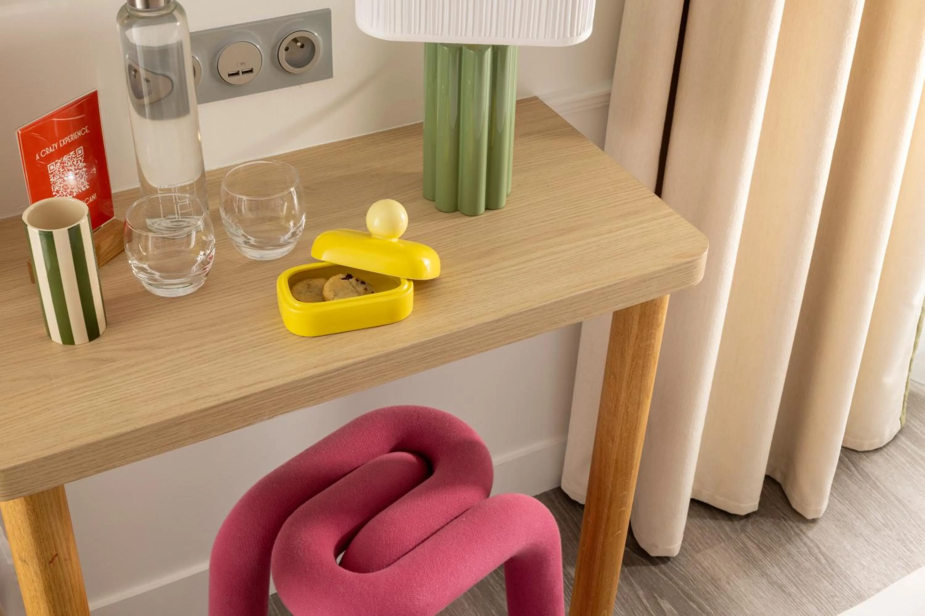 Seating area in Hotel La Folie des Pres - Saint-Germain-des-Pres