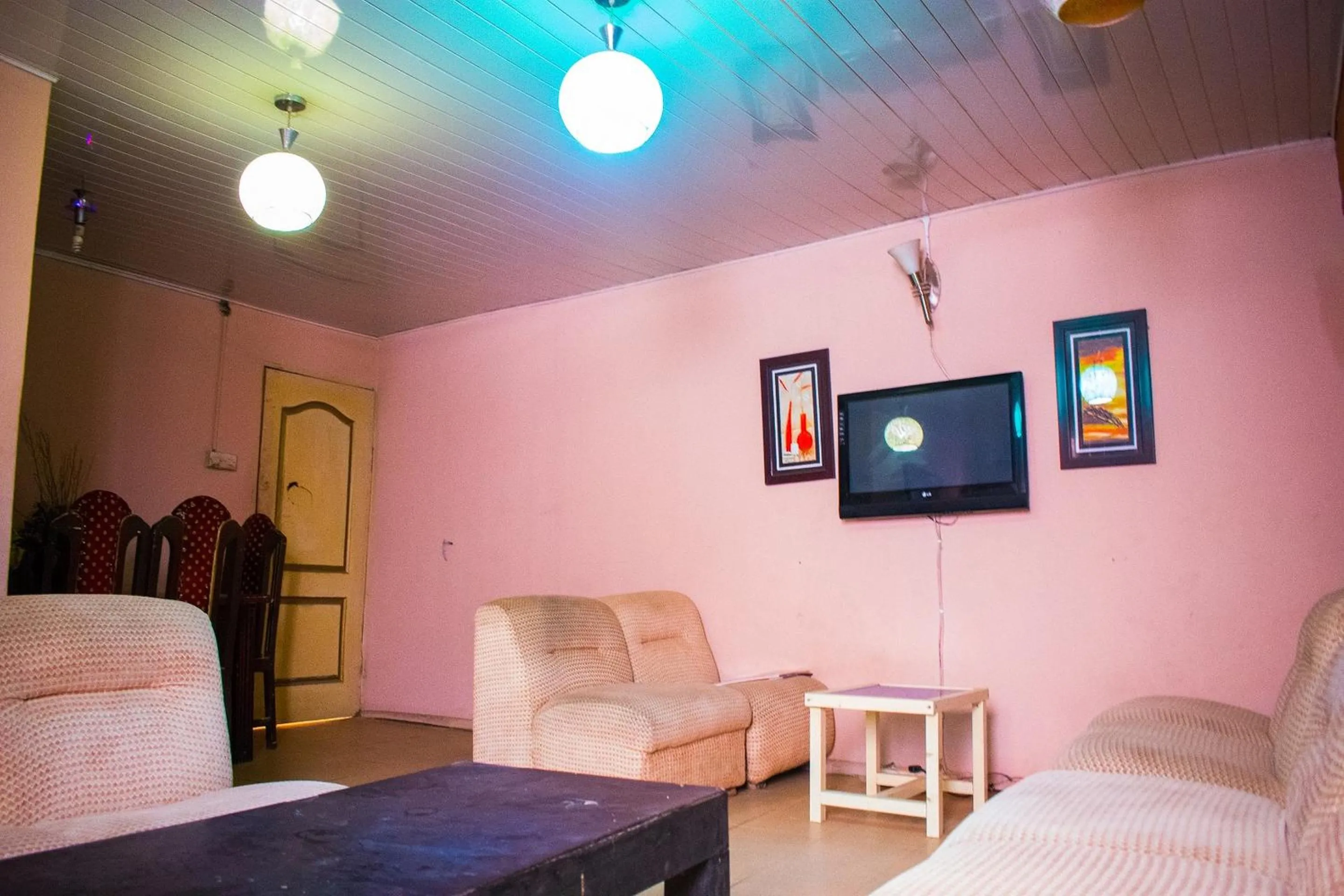 TV and multimedia in Organico House Hotel