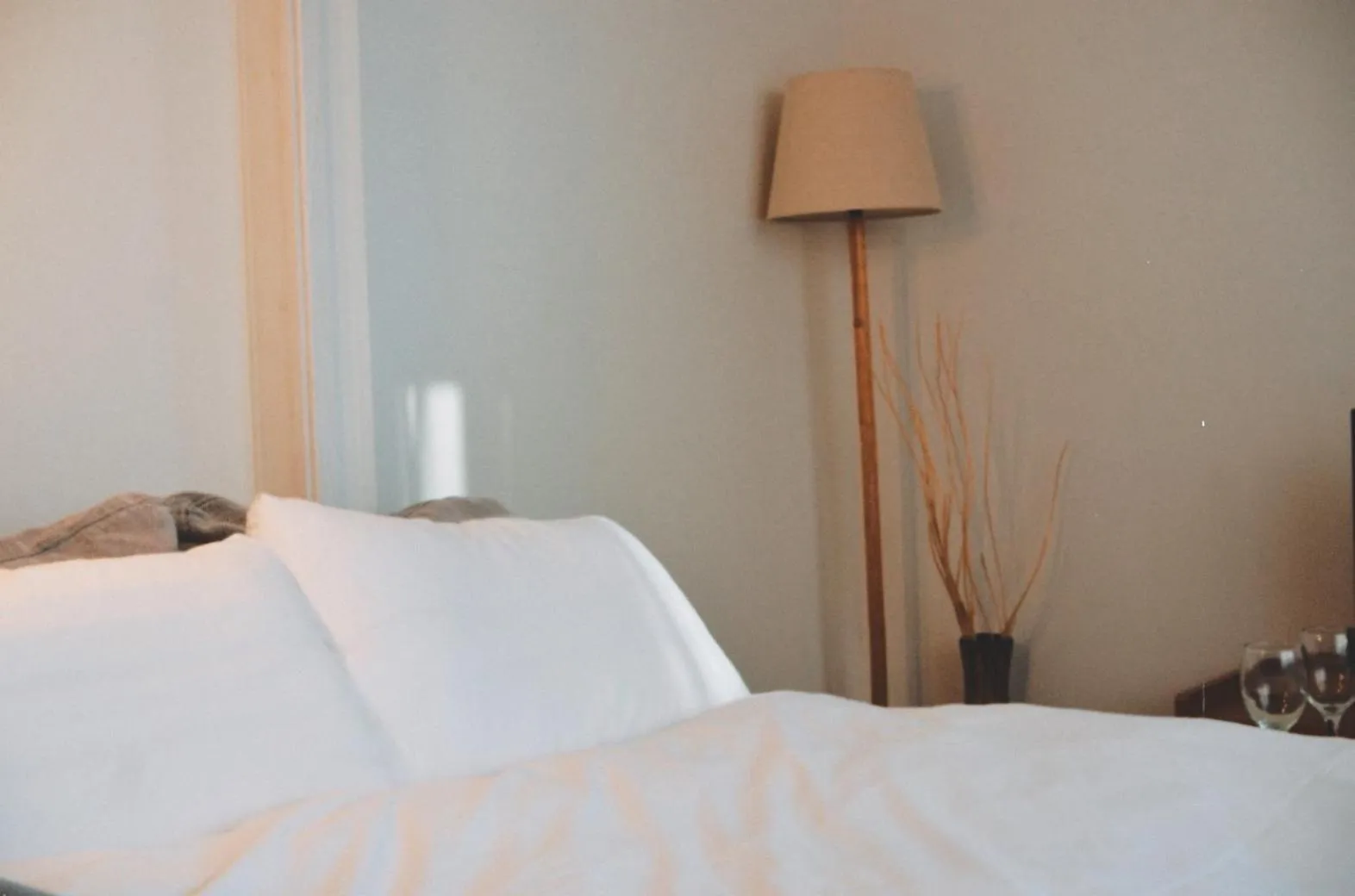 Bed in H2O Stay Ikebukuro