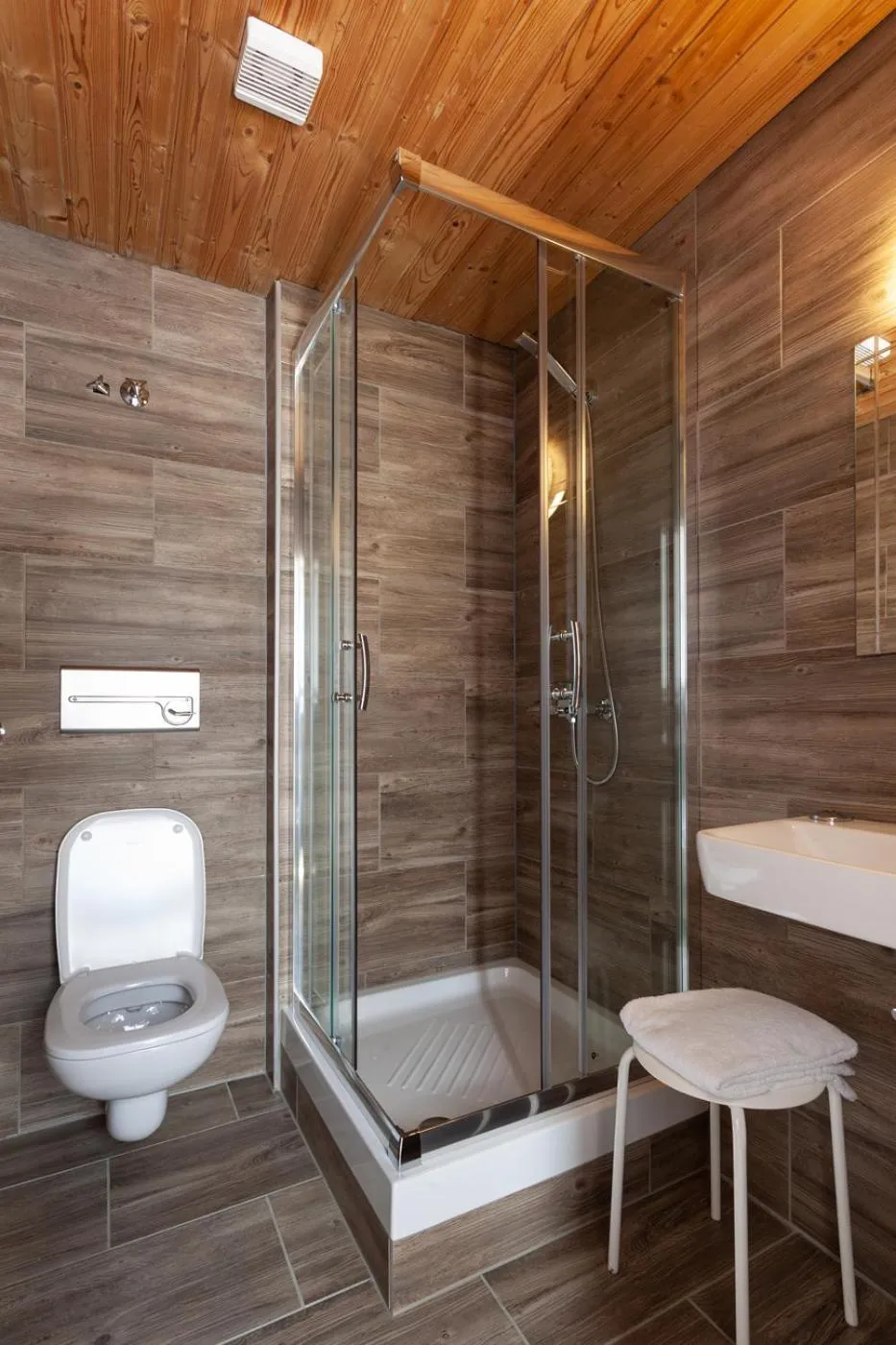 Shower in Hotel Petra