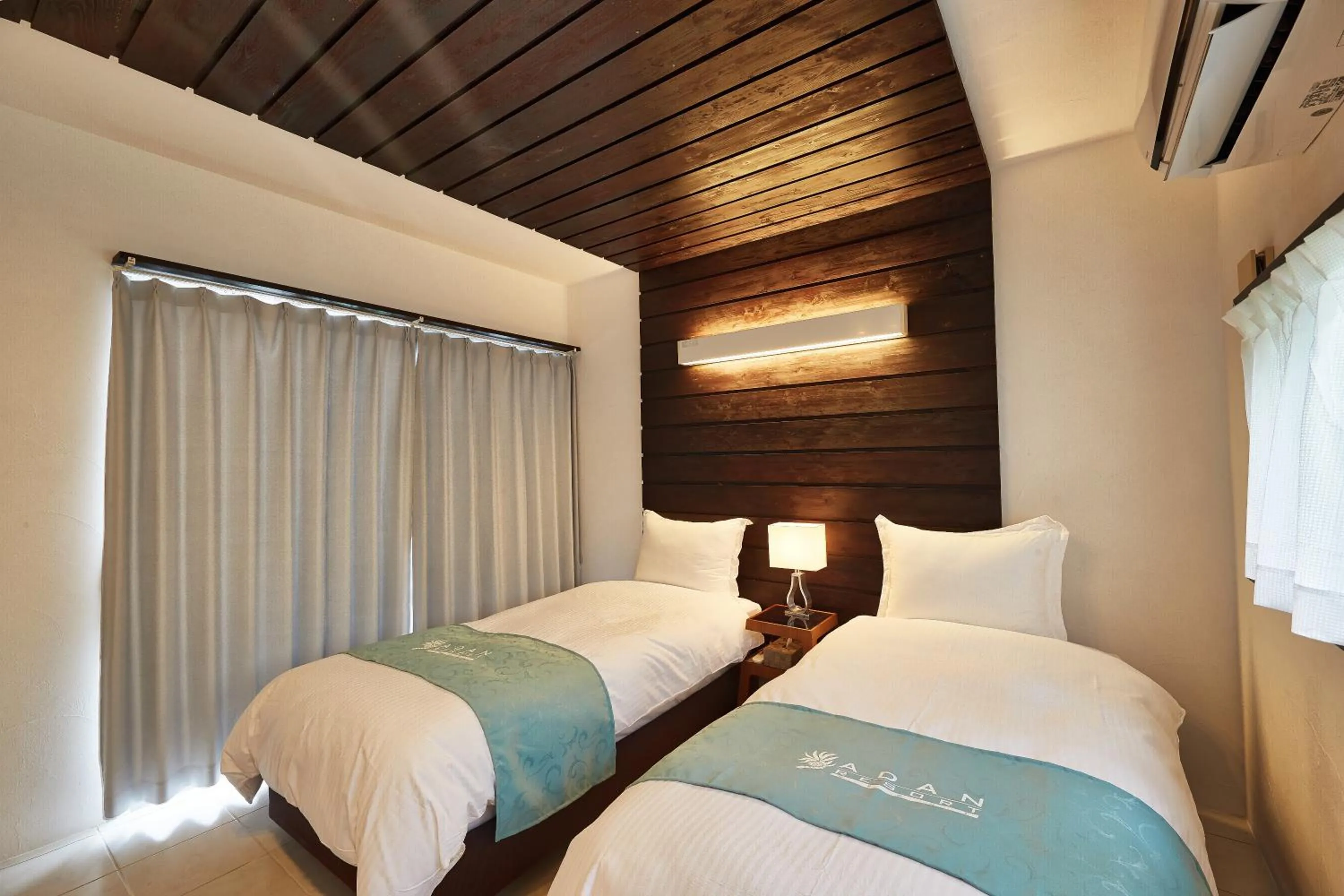 Bed in Sky Villa Toyohara