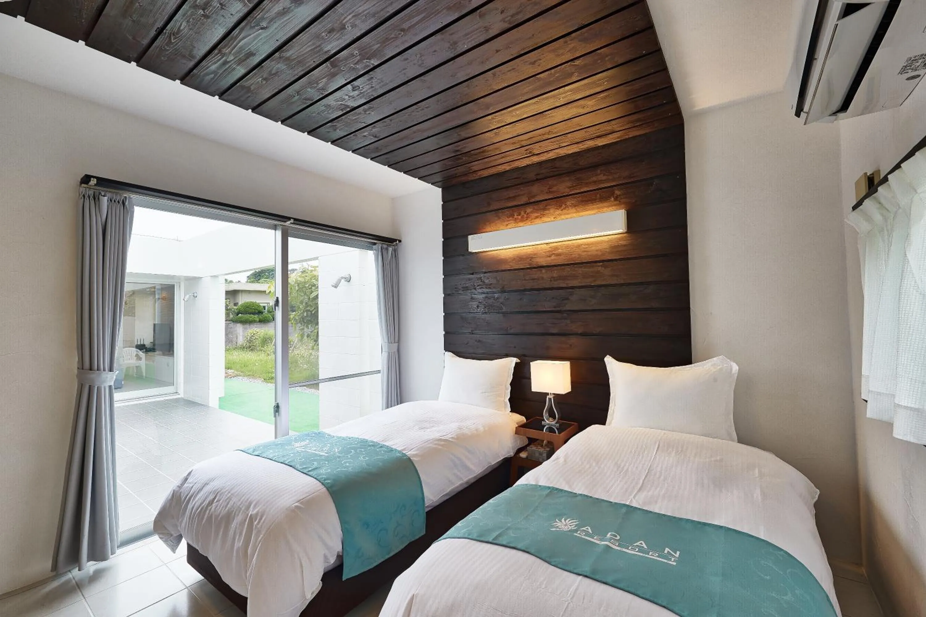 Bed in Sky Villa Toyohara