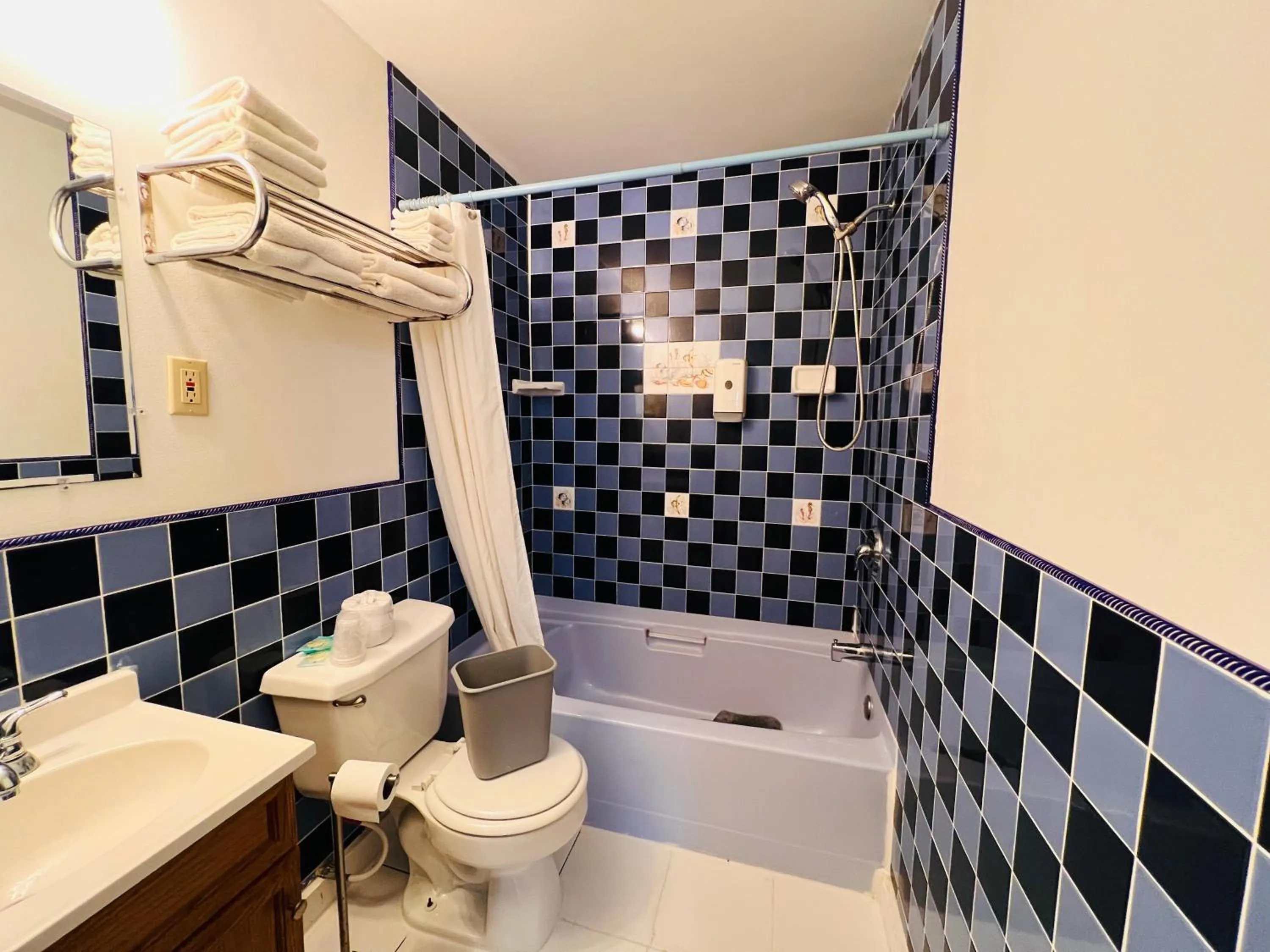 Bathroom in Dew Drop Inn Motel by OYO Miller SD