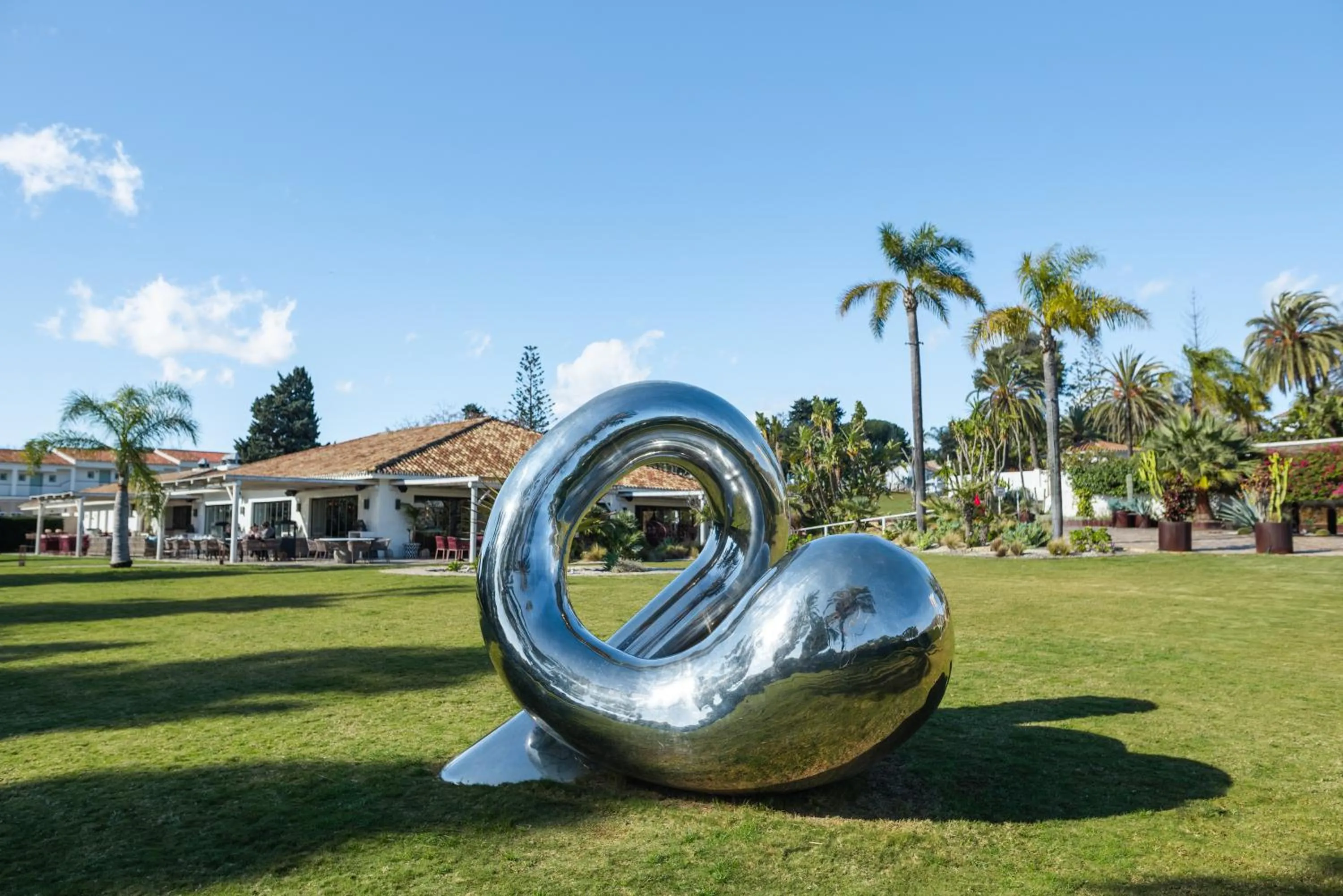 Restaurant/places to eat in Boho Club