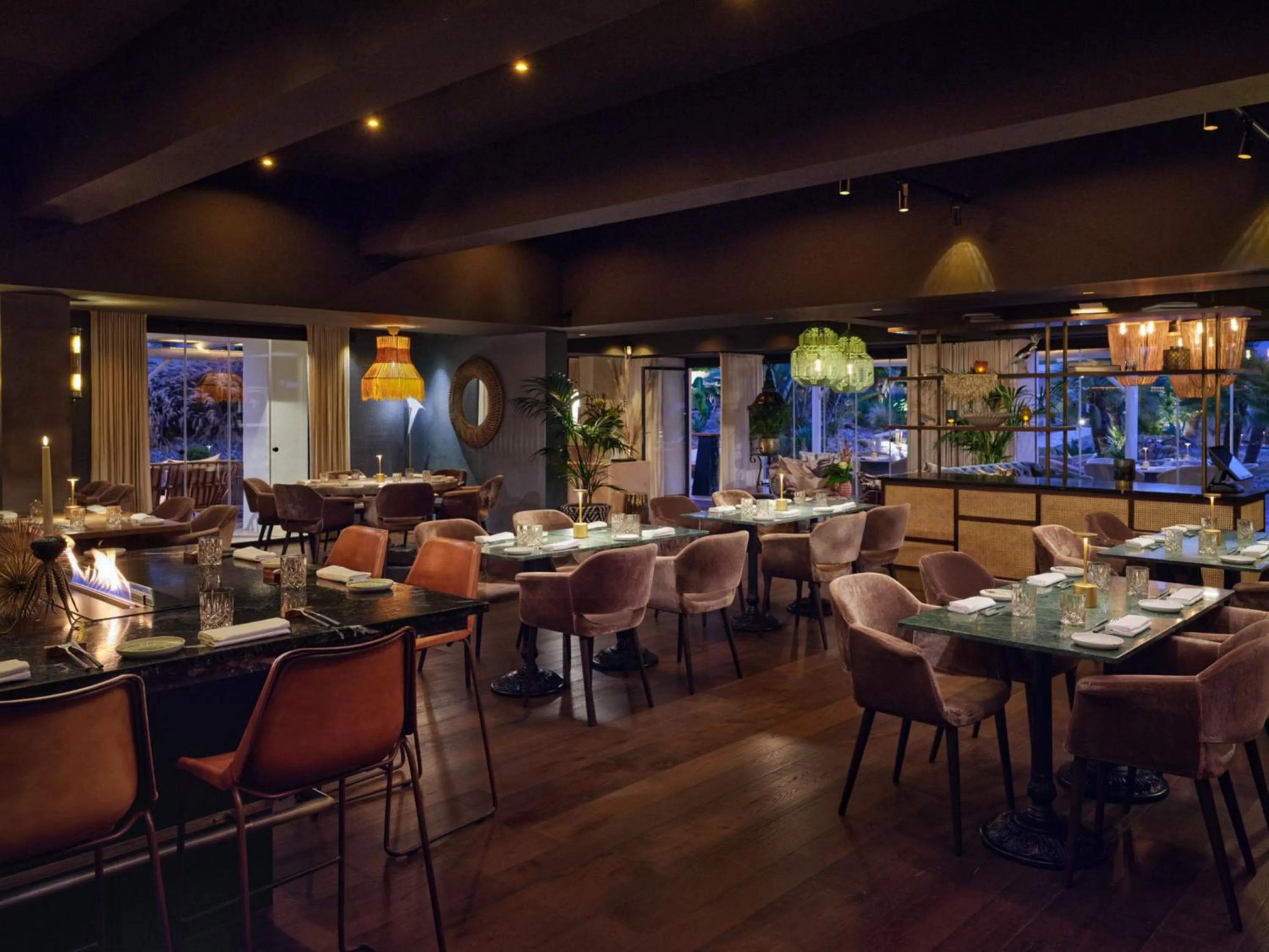 Restaurant/places to eat in Boho Club