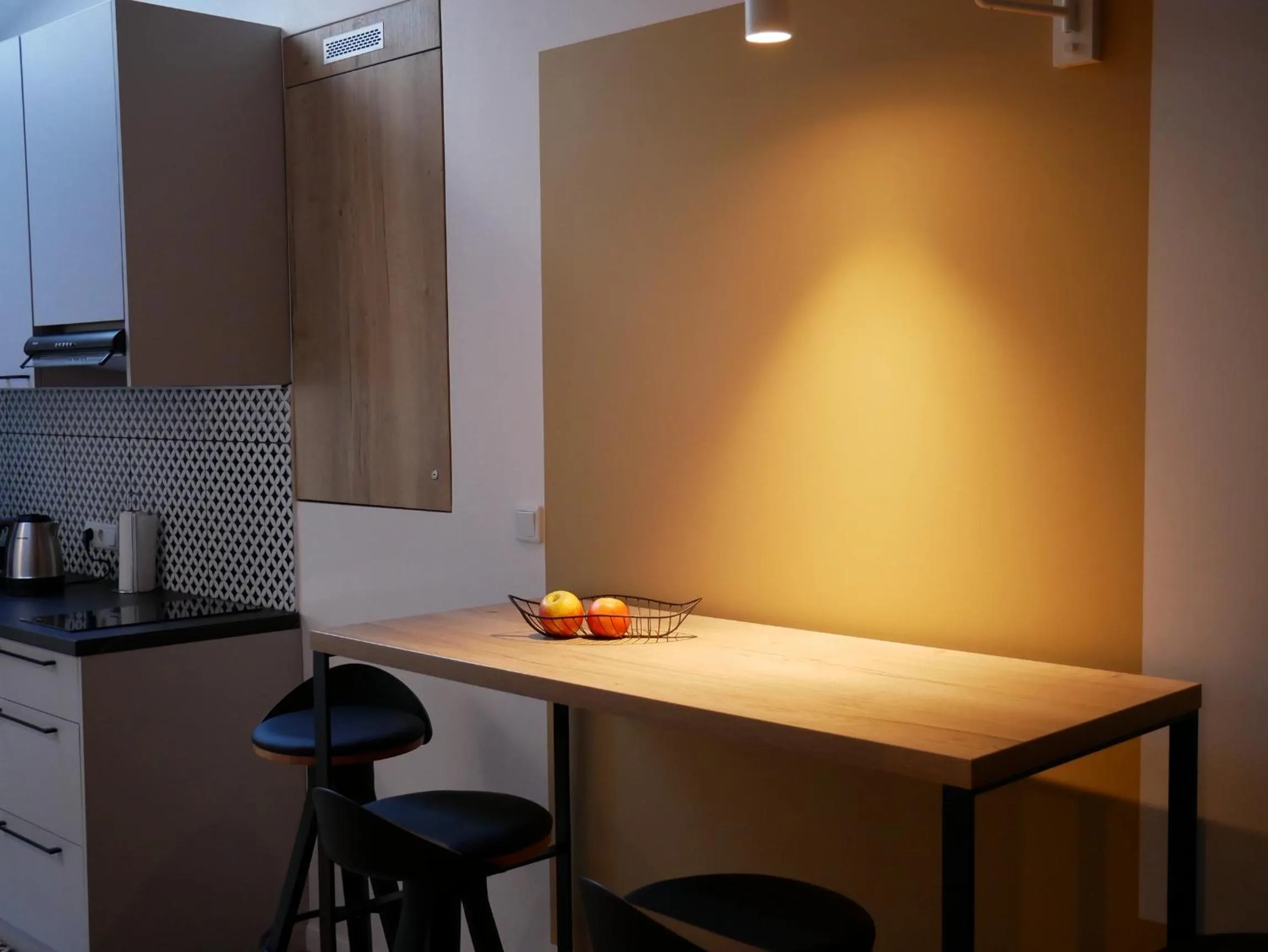 Dining area in Ermine Suites