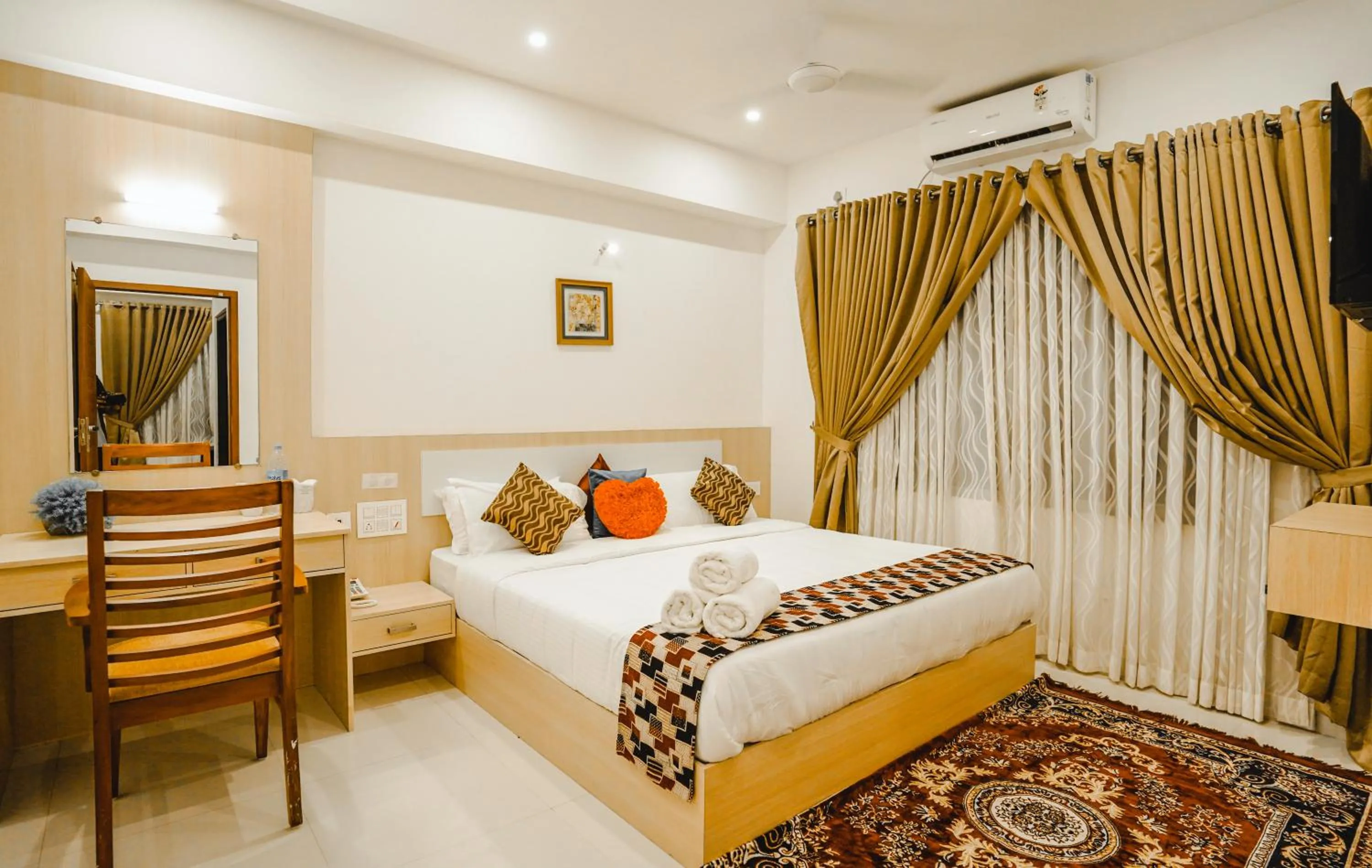 Bedroom, Bed in Athirappilly Rainland Resort
